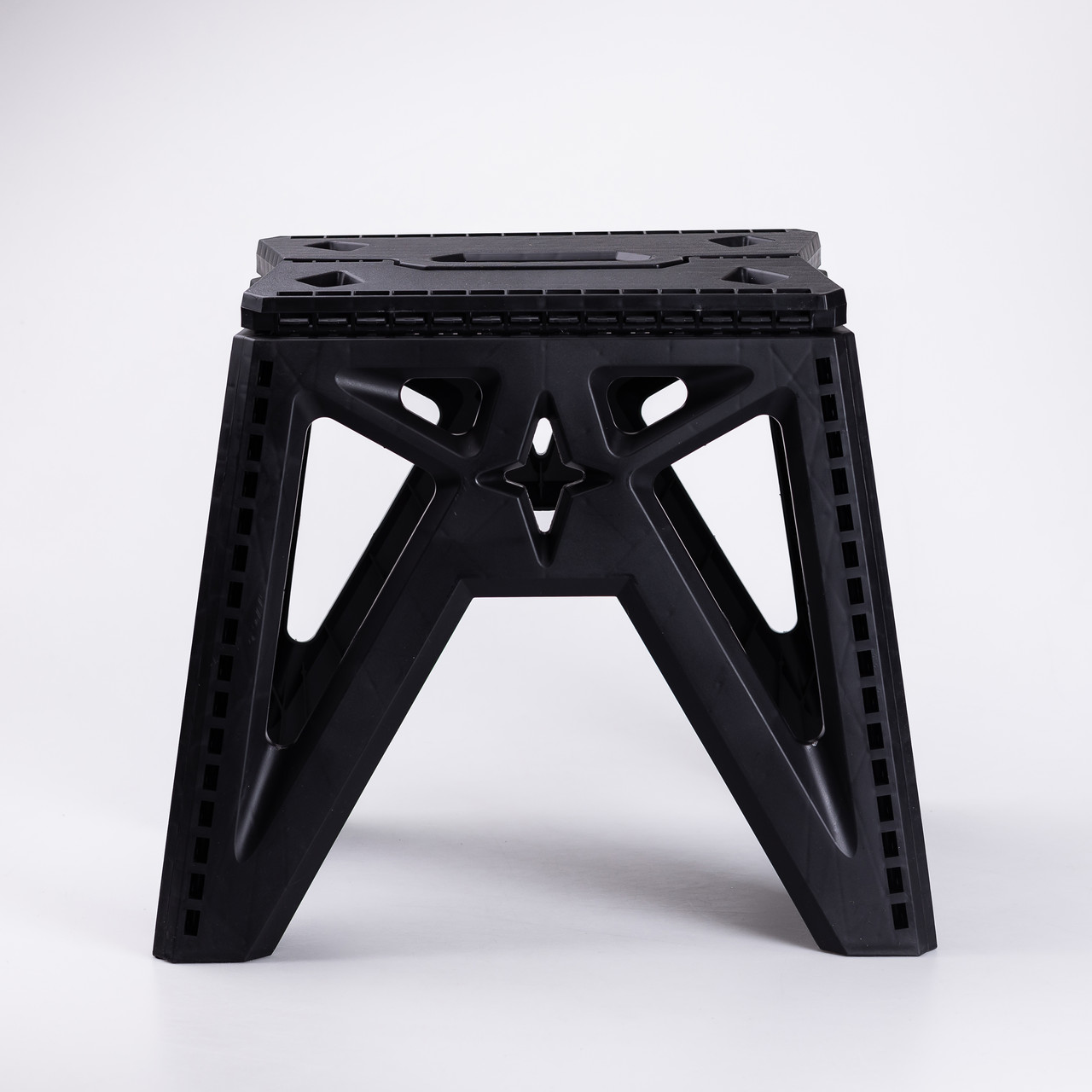 Пластикова складна стілецька туристична похідна розкладний стілець для кемпінгу Чорний