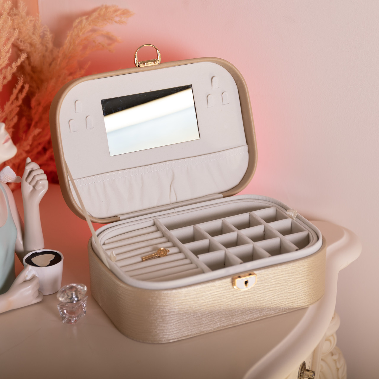 Скринька для прикрас з еко шкіри 2 яруси із замком органайзер для ювелірних виробів