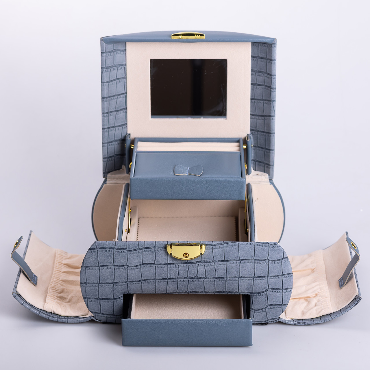 Скринька для прикрас з еко шкіри 3 яруси із замком органайзер для ювелірних виробів