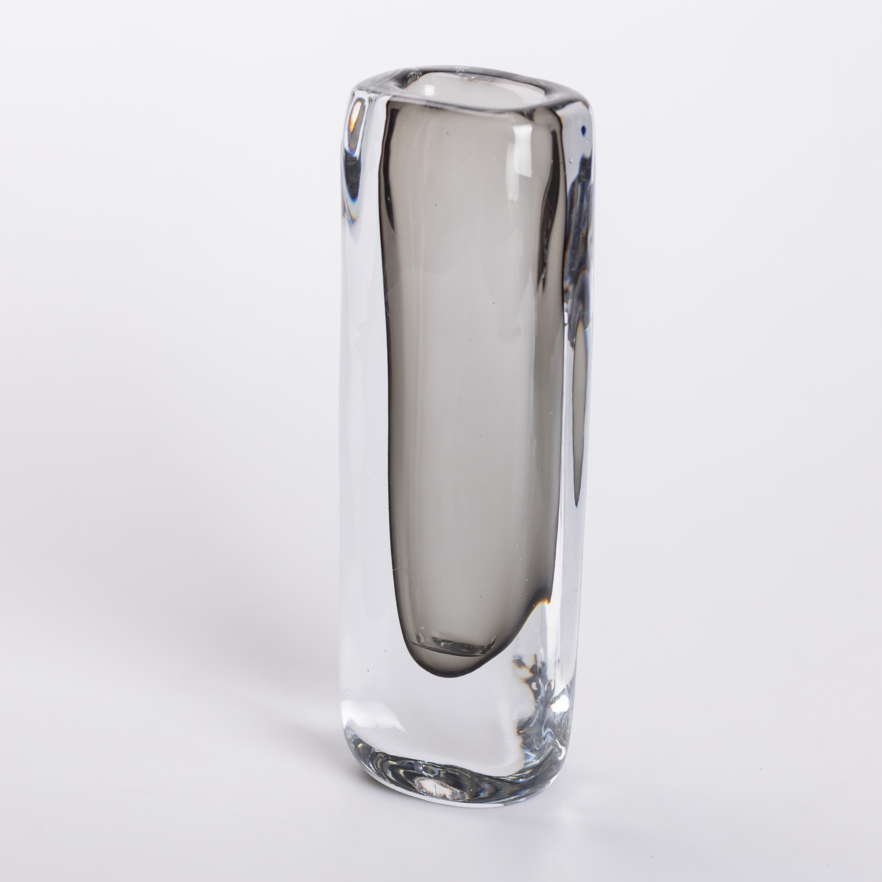 Ваза скляна прозора 7.7х5.5х24.5 см для квітів декоративна 200 мл Сіра