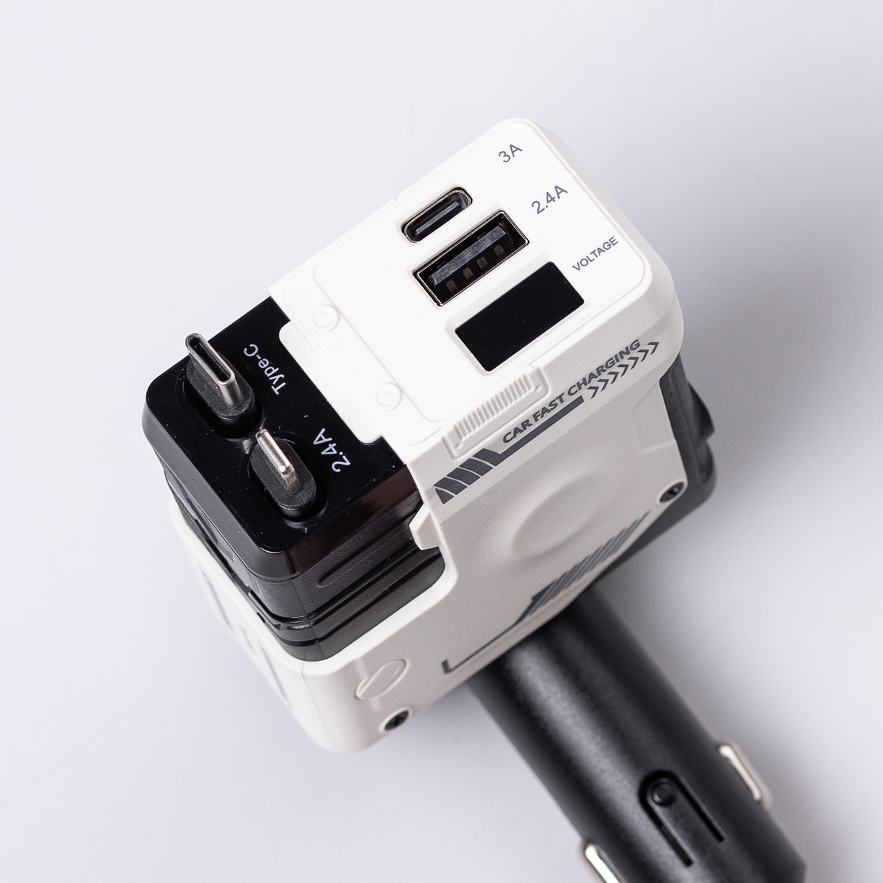 Автомобільний зарядний пристрій MECHA з висувними кабелями та портами USB/Type-C Білий