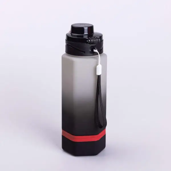 Пляшка для води 650 мл пляшечка з поїлкою для спорту та школи 23 см Keep Going Чорна