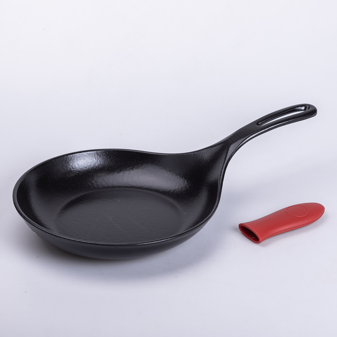 Чавунна сковорода з силіконовою ручкою Ø21 см для електричної та газової плити 500 мл