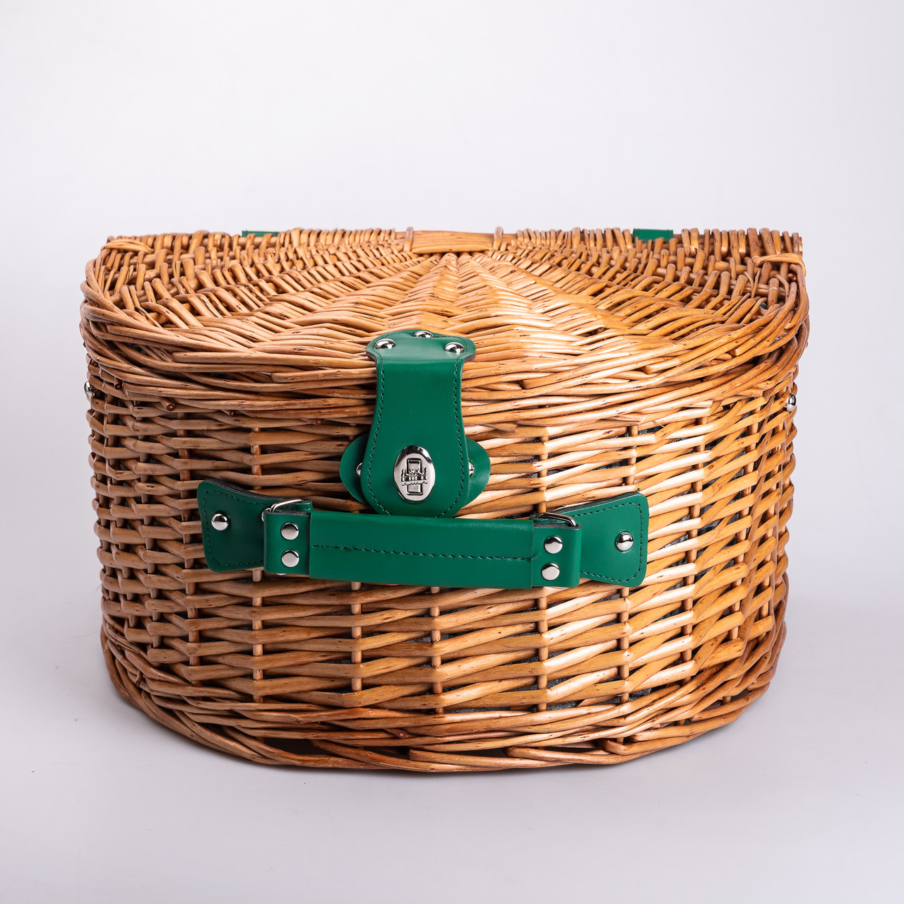 Кошик плетений для пікніка з посудом на 4 персони 41х31х22 см набір посуду туристичний для кемпінгу