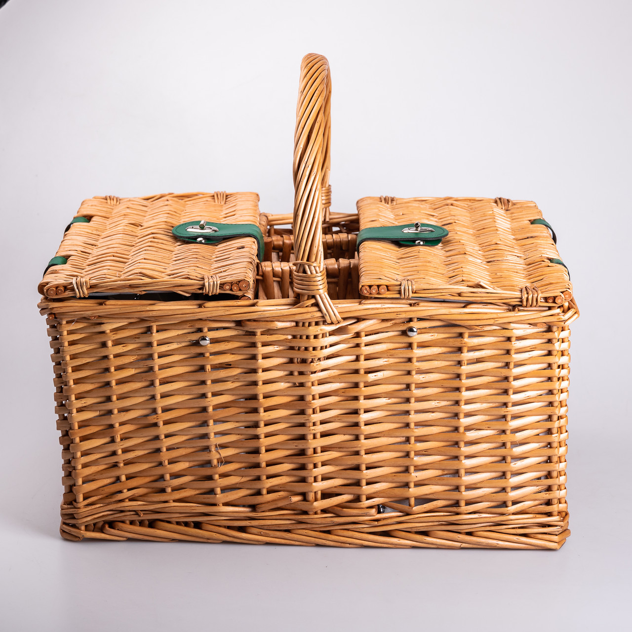 Кошик плетений для пікніка з посудом на 4 персони 48х33х43 см набір посуду туристичний для кемпінгу