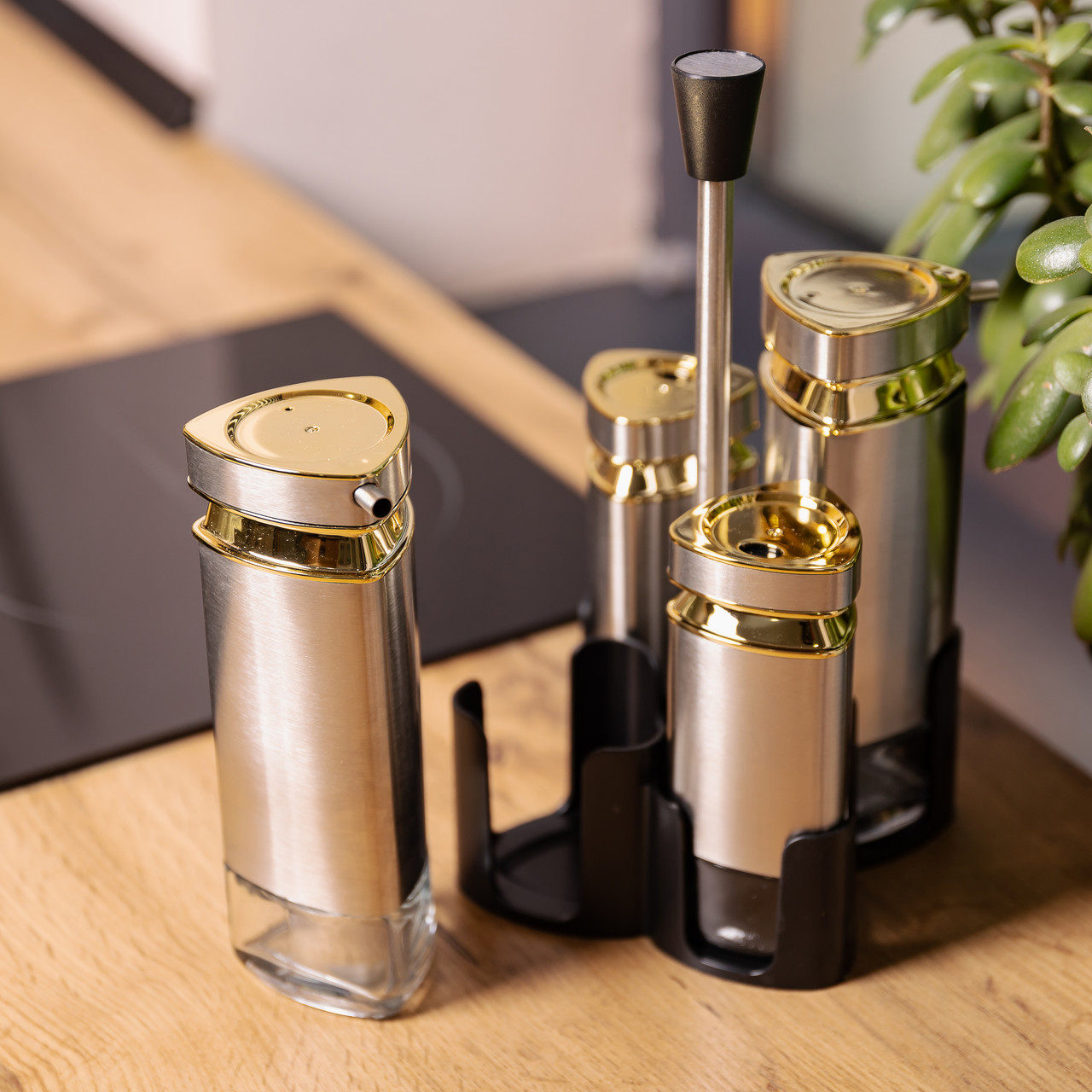 Набір для спецій на підставці 4 ємності 10х10х17 см ємності для приправ
