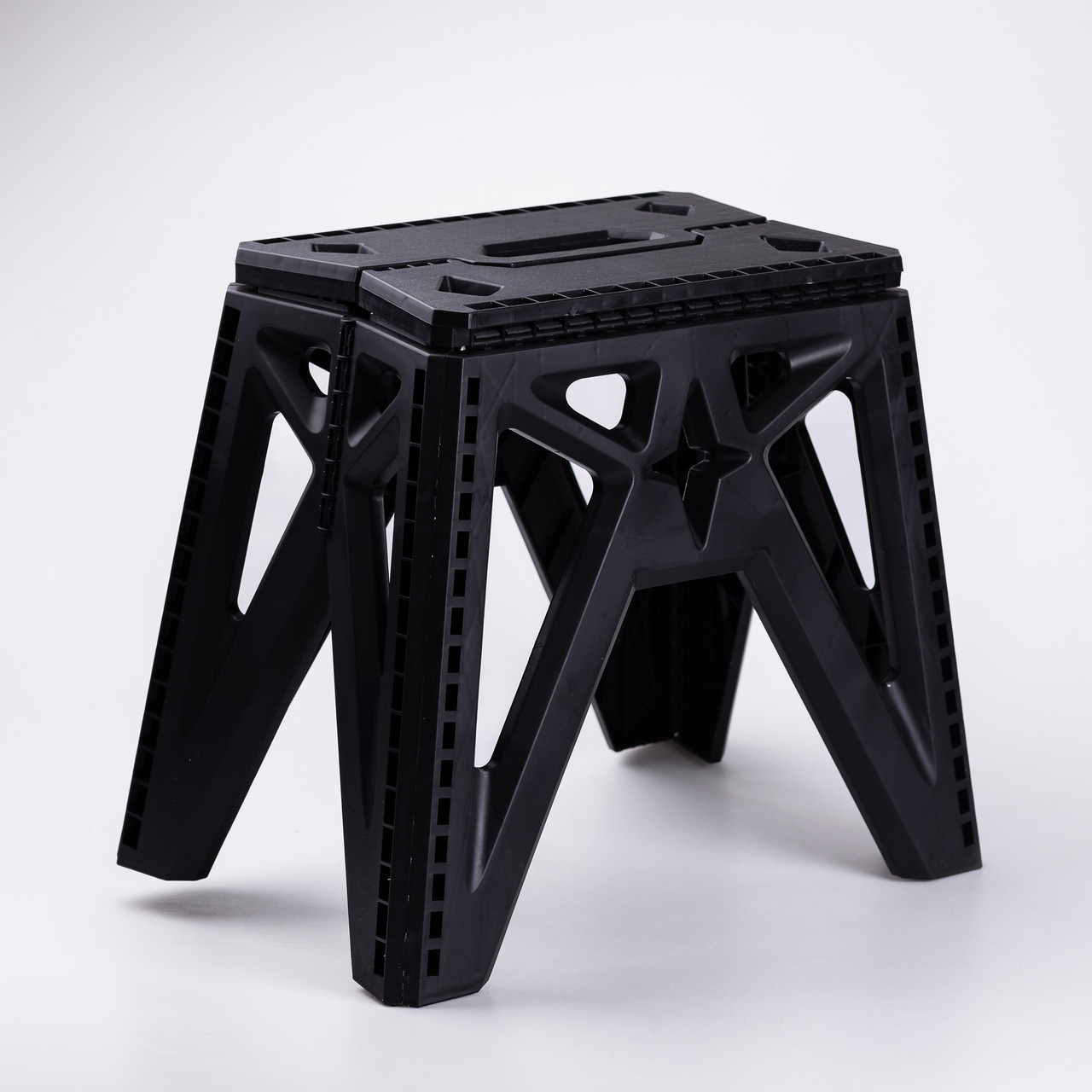 Пластикова складна стілецька туристична похідна розкладний стілець для кемпінгу Чорний