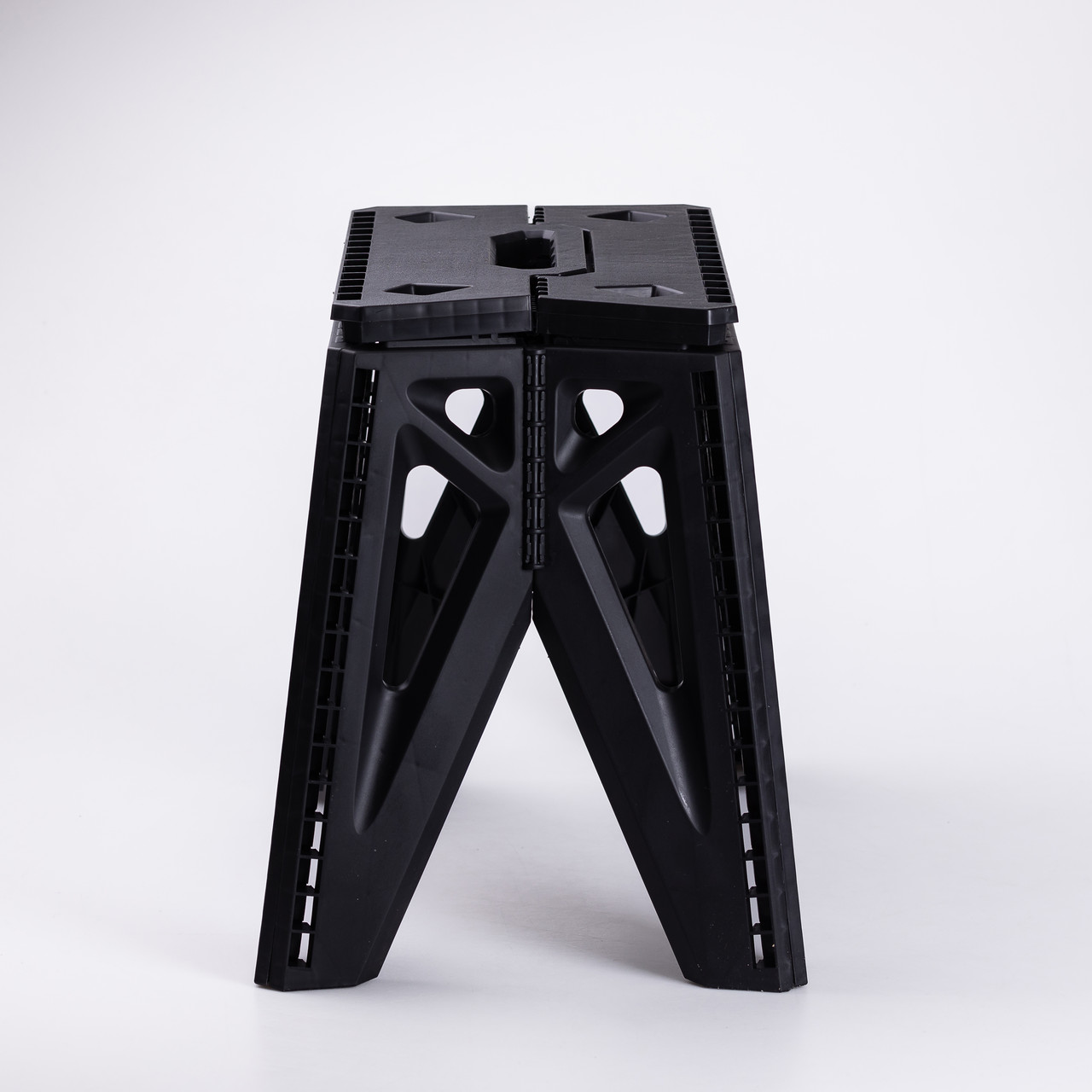 Пластикова складна стілецька туристична похідна розкладний стілець для кемпінгу Чорний