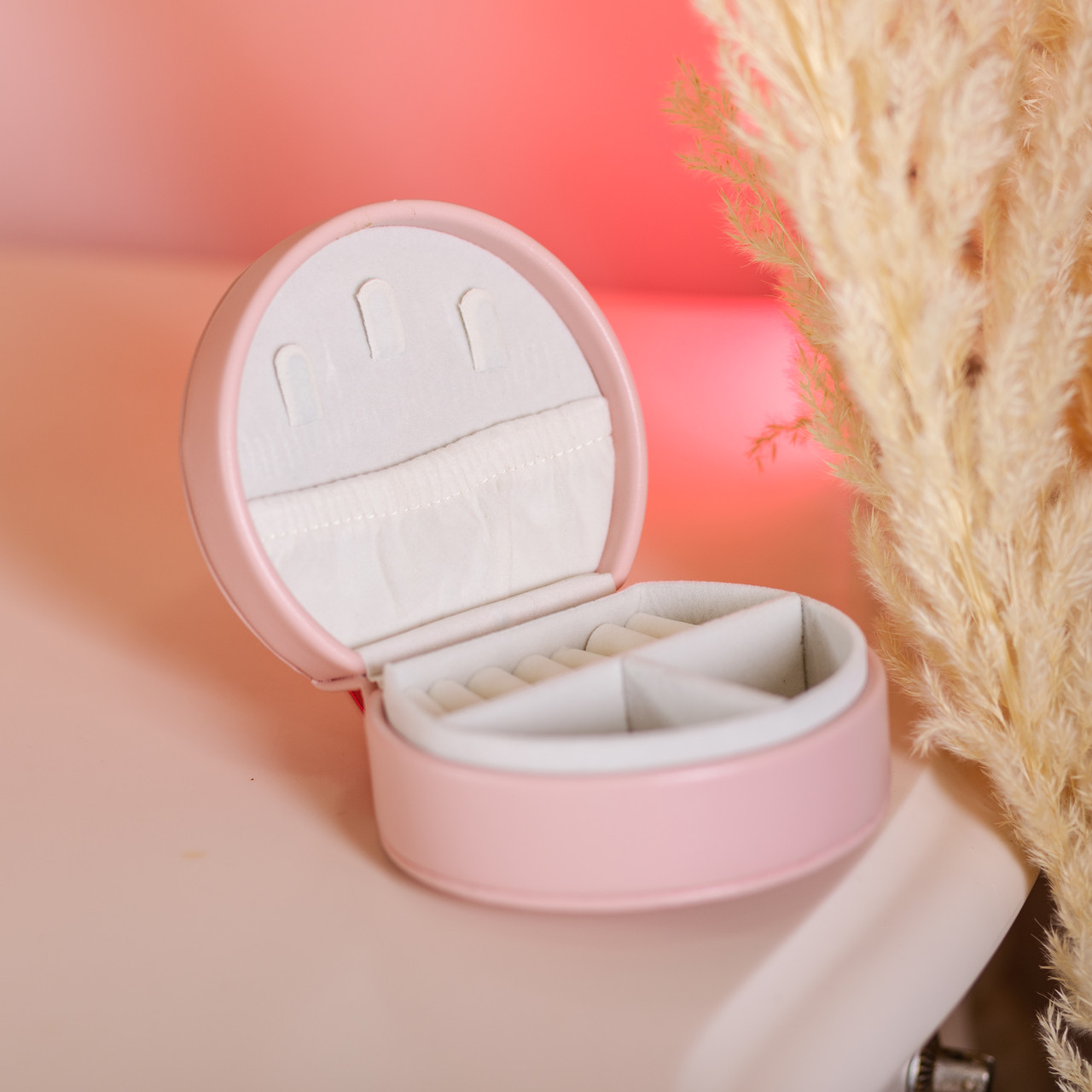 Скринька для прикрас з еко шкіри 10×9×4.5 см органайзер для ювелірних виробів