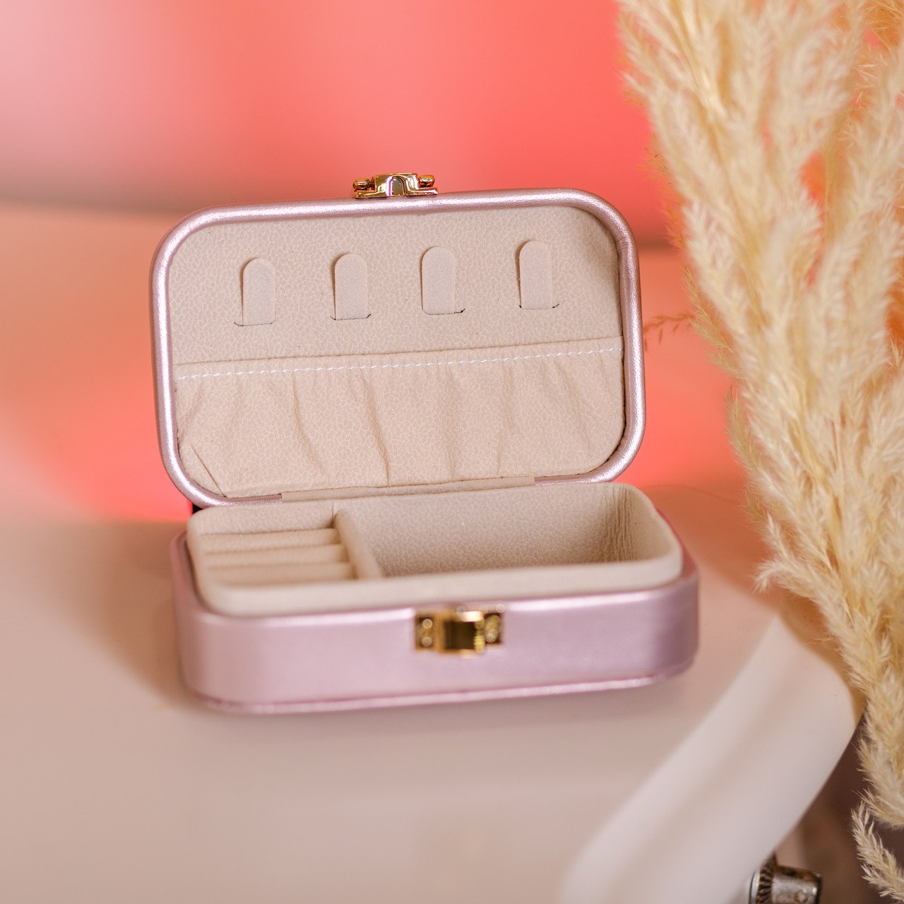 Скринька для прикрас з еко шкіри 12×7.5×4 см із застібкою органайзер для ювелірних виробів