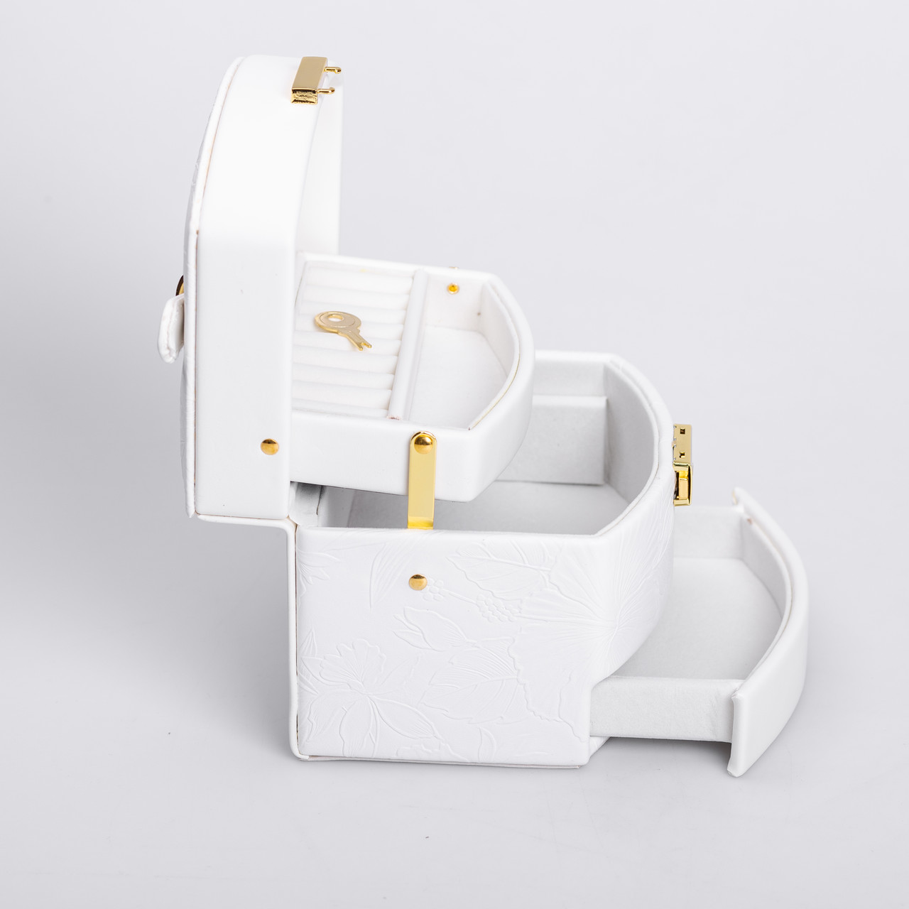 Скринька для прикрас з еко шкіри 3 яруси із замком органайзер для ювелірних виробів