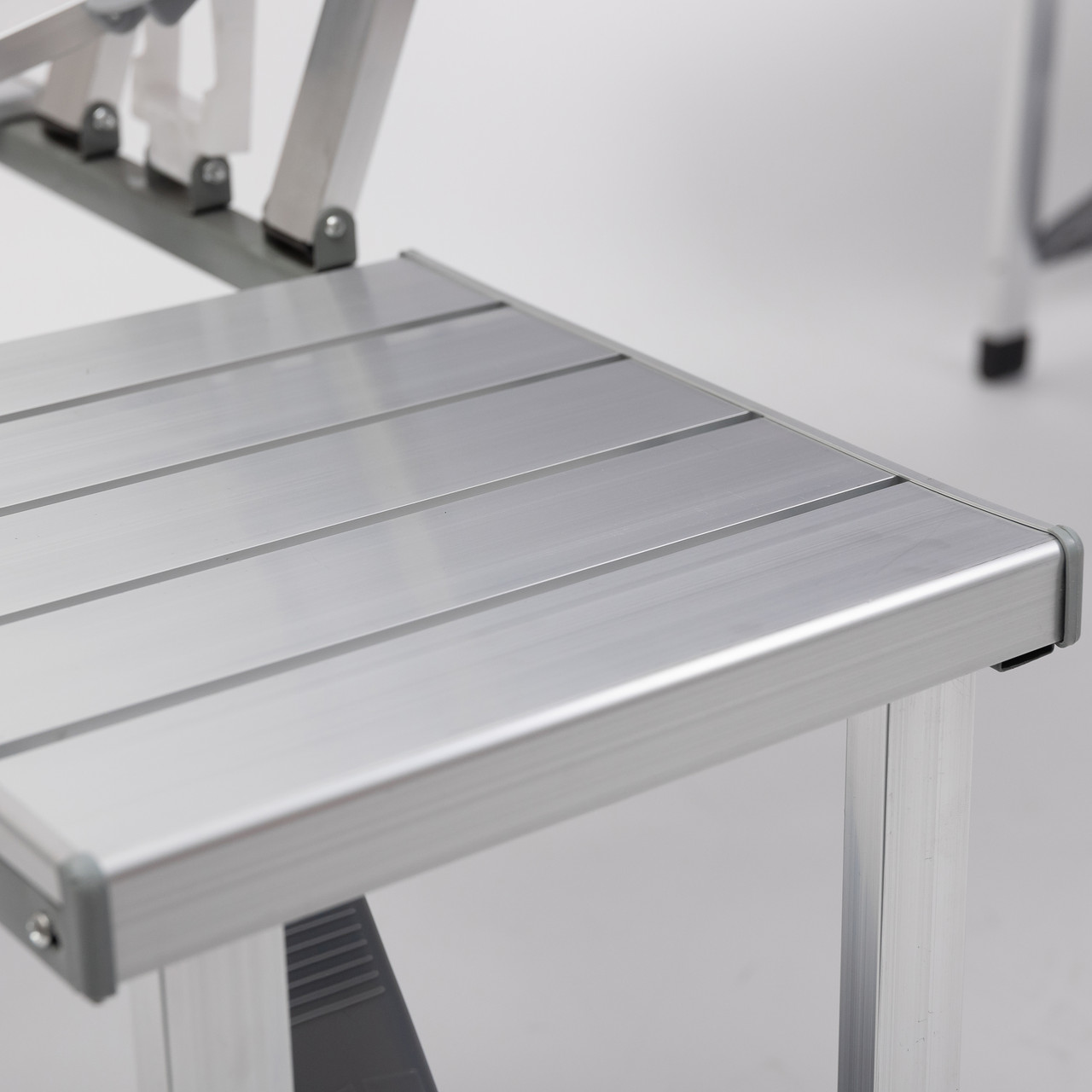 Складаний алюмінієвий стіл трансформер + 4 стільці для пікніка у валізі набір туристичних складних меблів