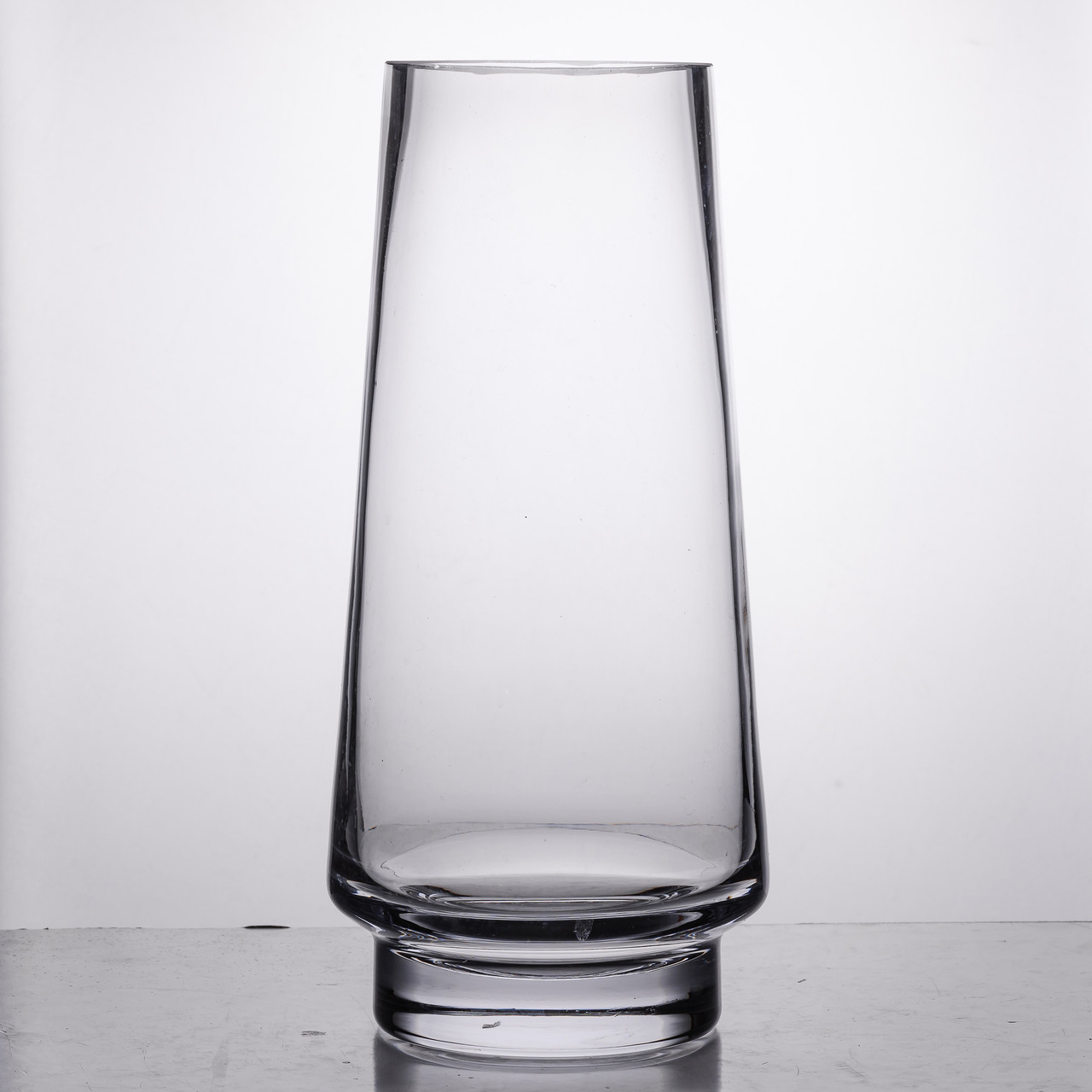 Скляна декоративна ваза для квітів 30 см прозора ваза для інтер'єру 2.6 л