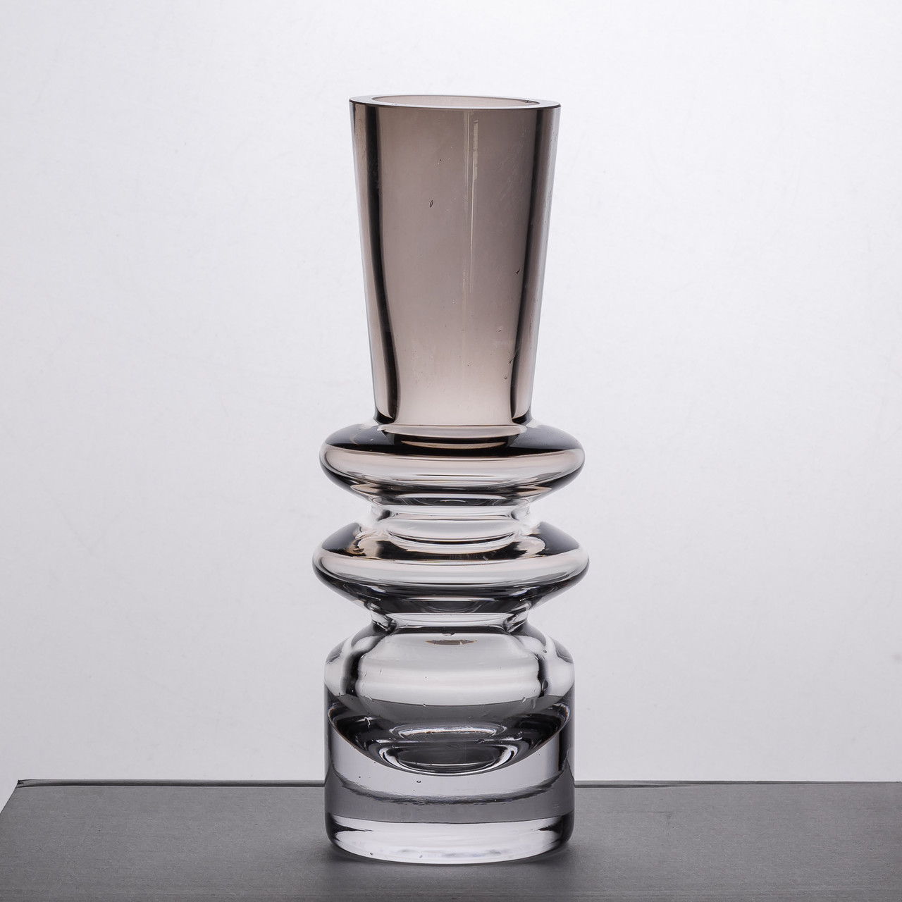 Ваза скляна декоративна 19.5 см у скандинавському стилі для квітів та інтер'єру 280 мл прозора