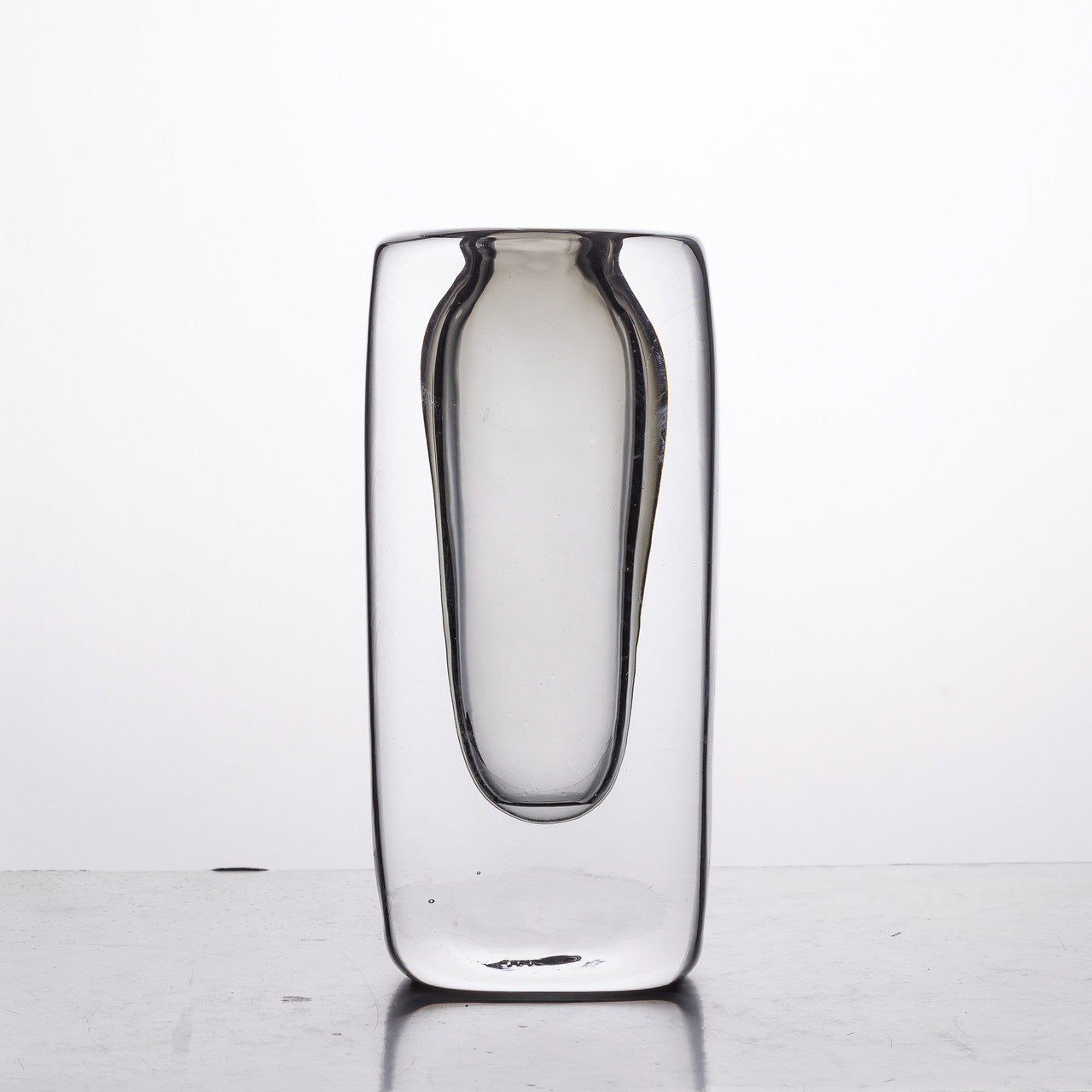 Ваза скляна прозора 8.3х6х18.5 см для квітів декоративна 150 мл