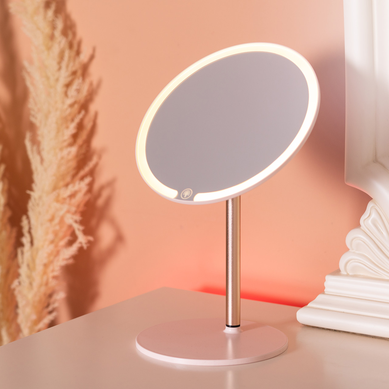 Дзеркало косметичне з підсвічуванням кругле настільне Ø21 см для макіяжу Рожеве