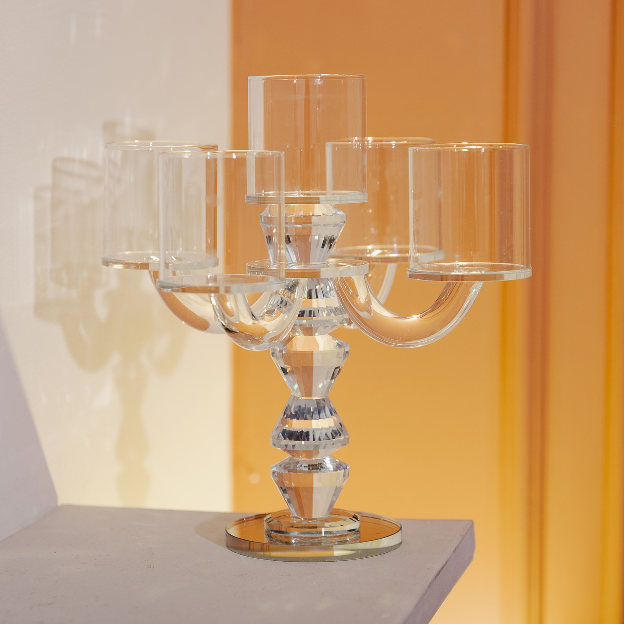 Канделябр на 5 свічок 19×19×24 см підсвічник декоративний скляний на ніжці прозорий