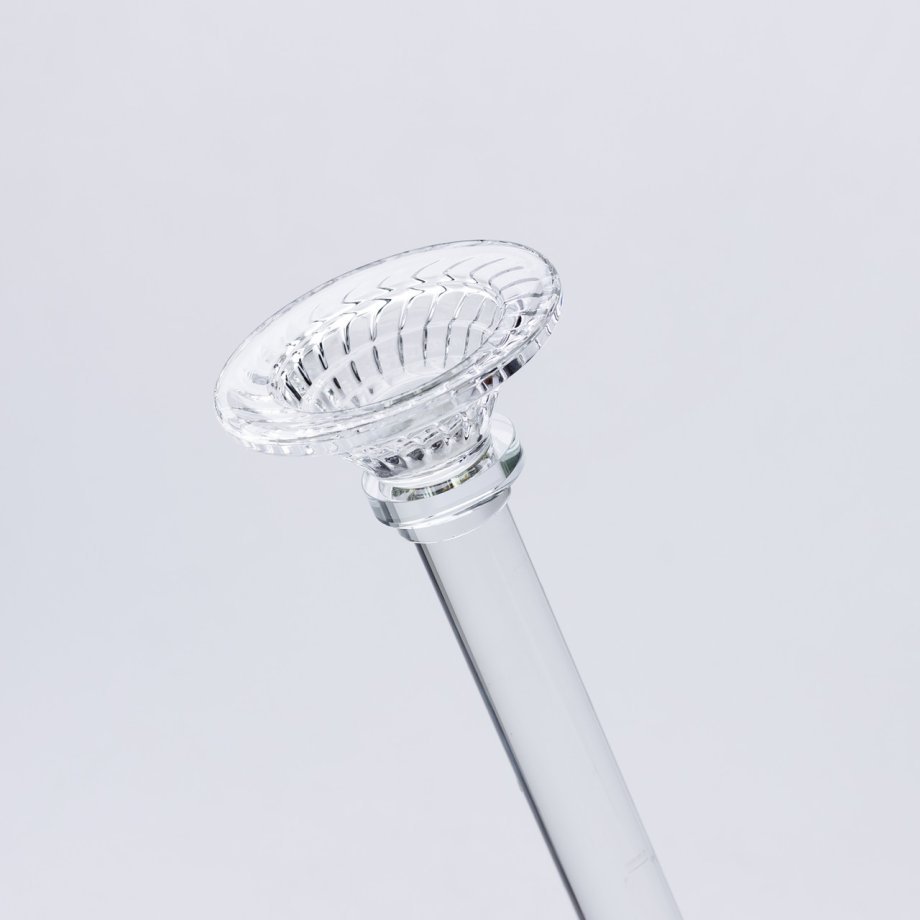 Підсвічник скляний на тонкій ніжці 9×29 см прозорий декоративний підсвічник на стіл