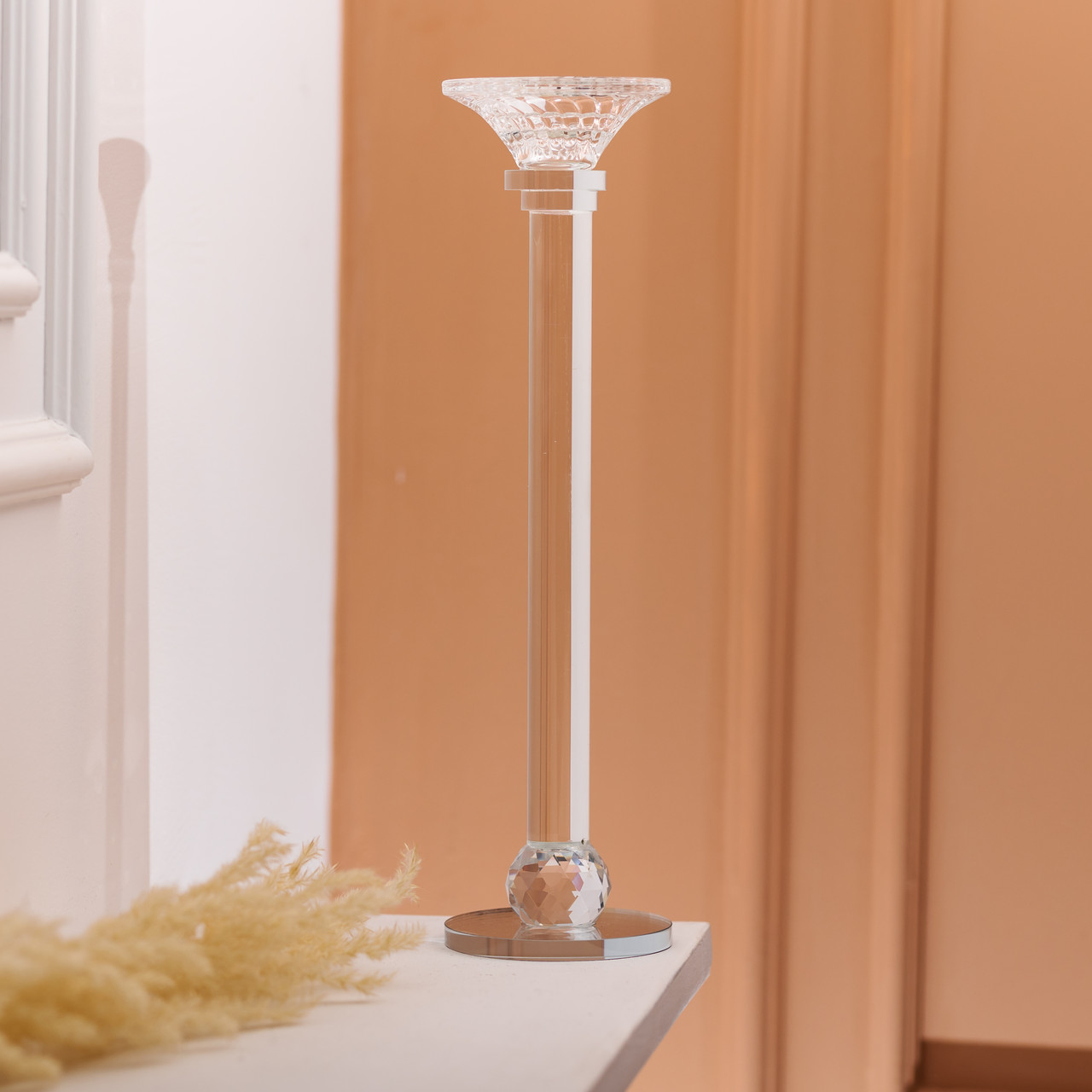 Підсвічник скляний на тонкій ніжці 9×34 см прозорий декоративний підсвічник на стіл