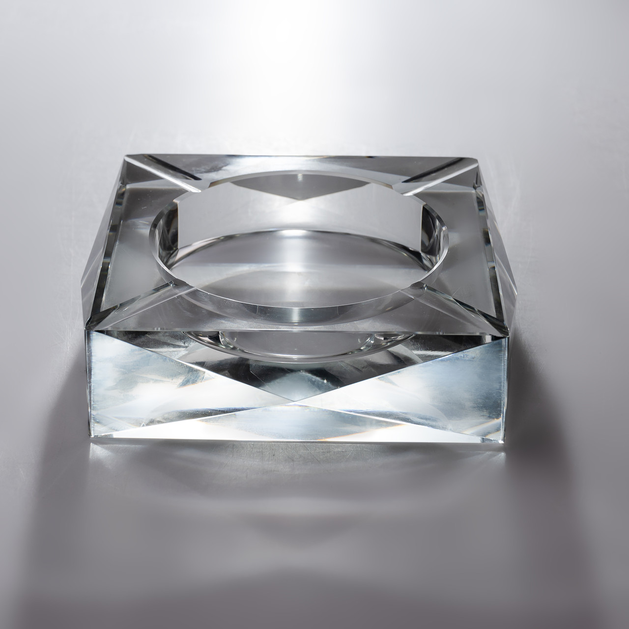 Скляна попільничка для сигарет 13х13х4 см попільничка квадратна настільна