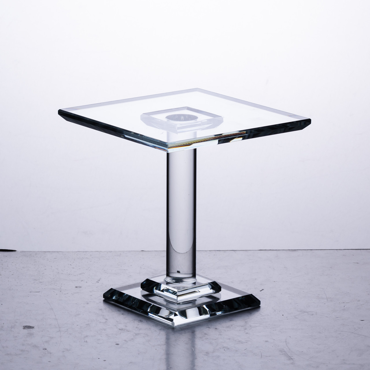 Тортівниця скляна на ніжці 12×12×13 см кругла стійка для торта, капкейків