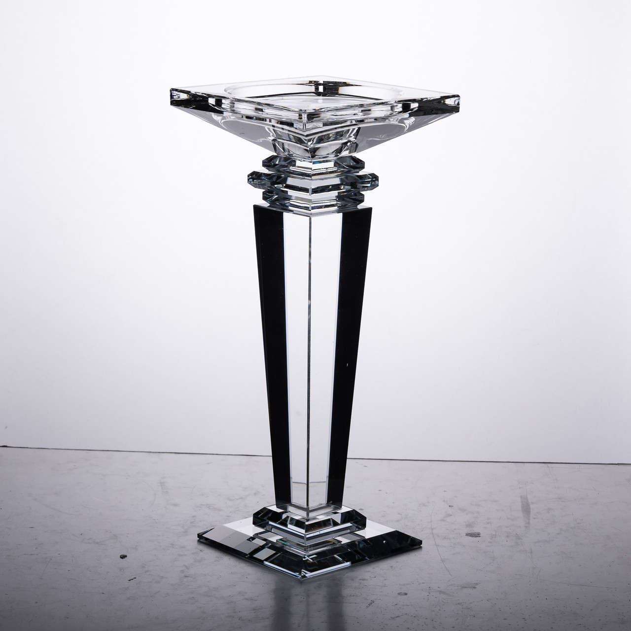 Підсвічник скляний на високій ніжці 9.5×9.5×22.5 см декоративний прозорий