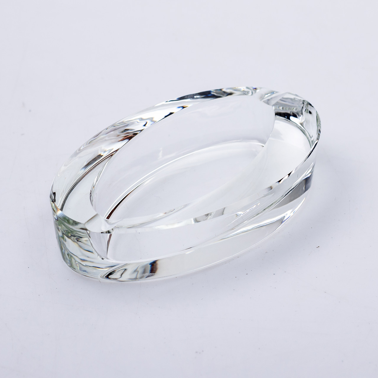 Скляна овальна попільничка 13×7.5×2.5 см для сигарет