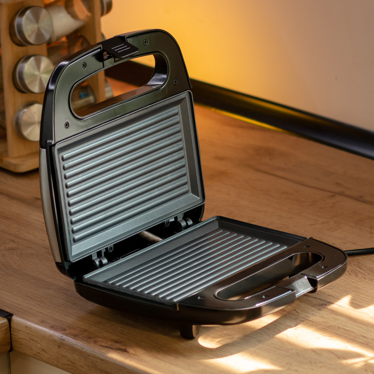 Електрогриль притискний з антипригарним покриттям 750 Вт Sokany SK-08073