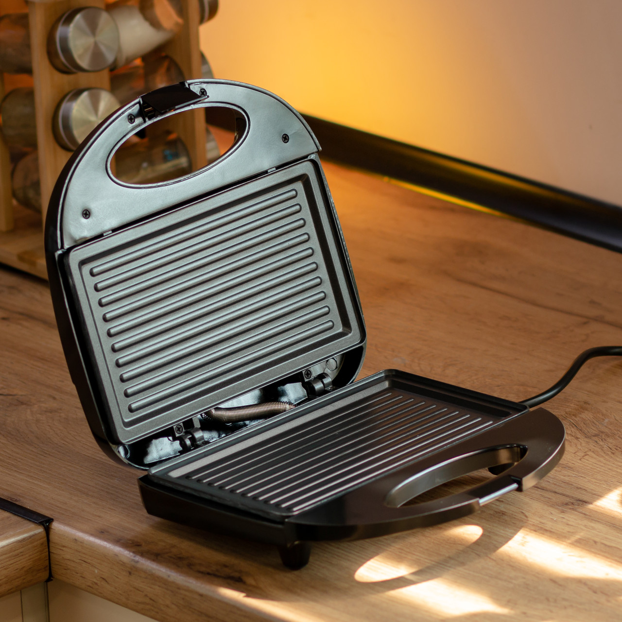 Електрогриль з антипригарним покриттям, термостатом і захистом від перегріву 750 Вт Sokany SK-116