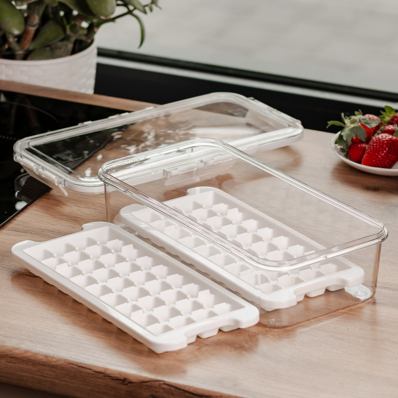 Контейнер для заморозки льоду з кришкою 72 відсіку 30.5х16х7.5 см харчовий контейнер пластиковий Бежевий HP-27-9