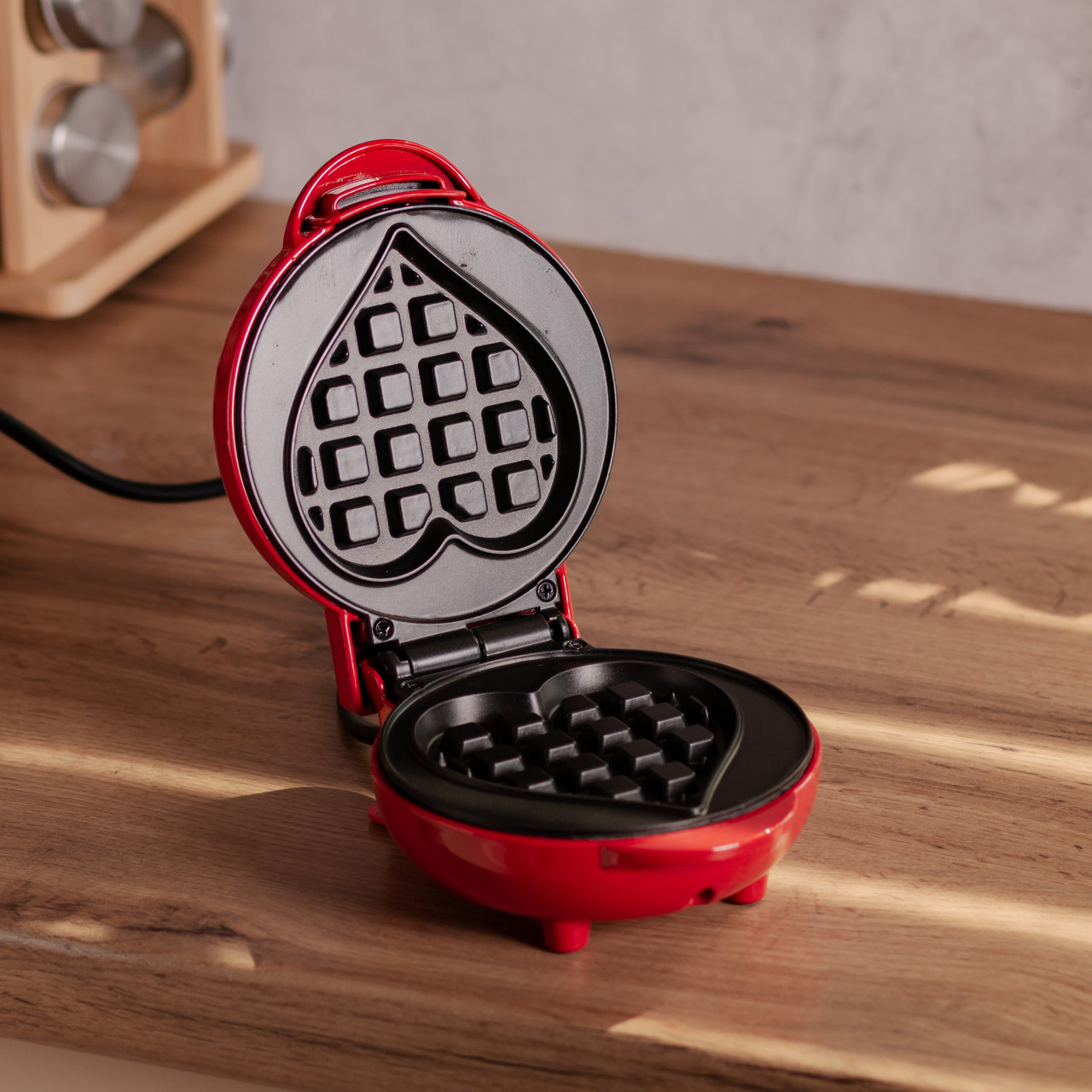 Вафельниця для бельгійських вафель 550 Вт з антипригарним покриттям Sokany SK-BBQ-849