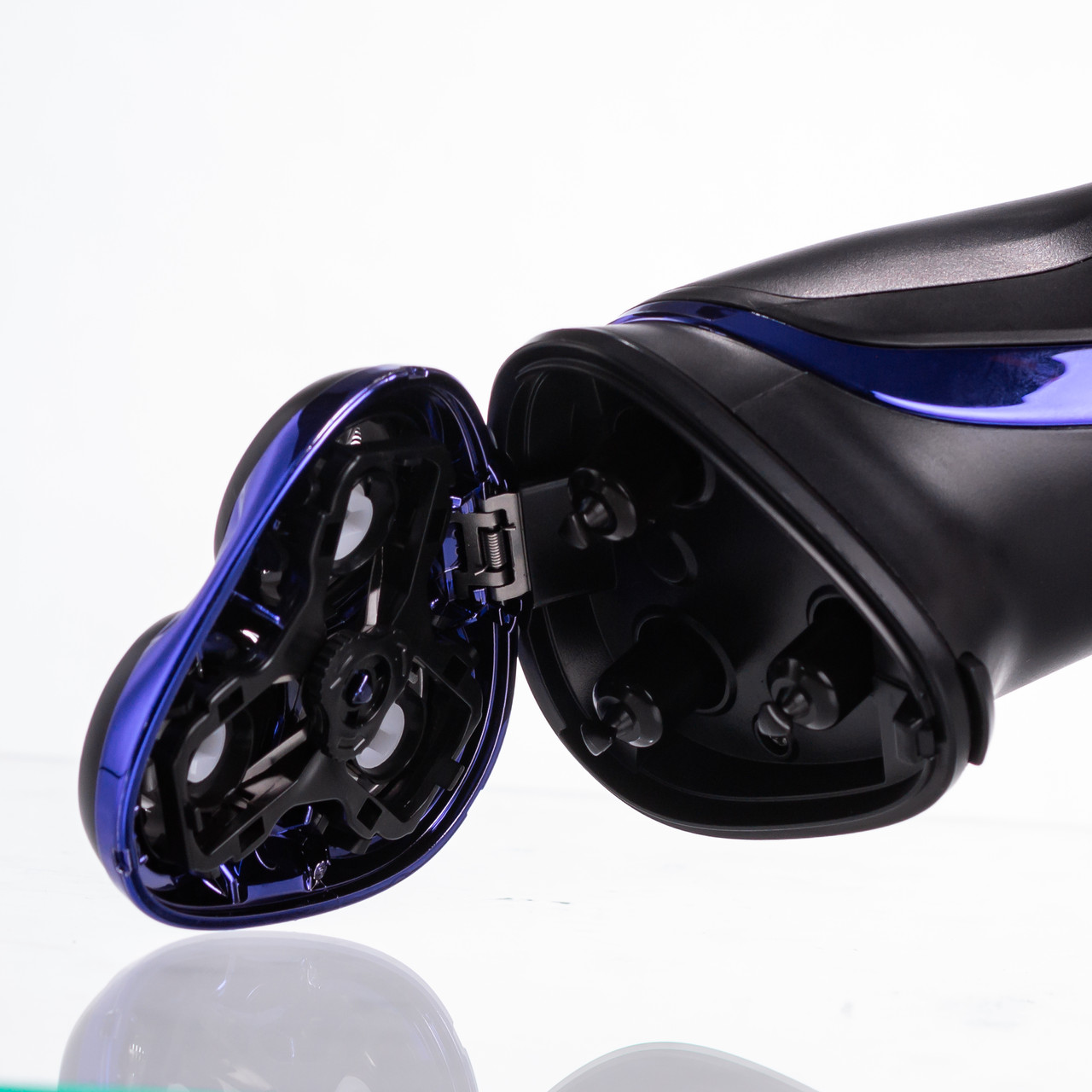 Електробритва чоловіча з LED-дисплеєм професійна VGR V-306