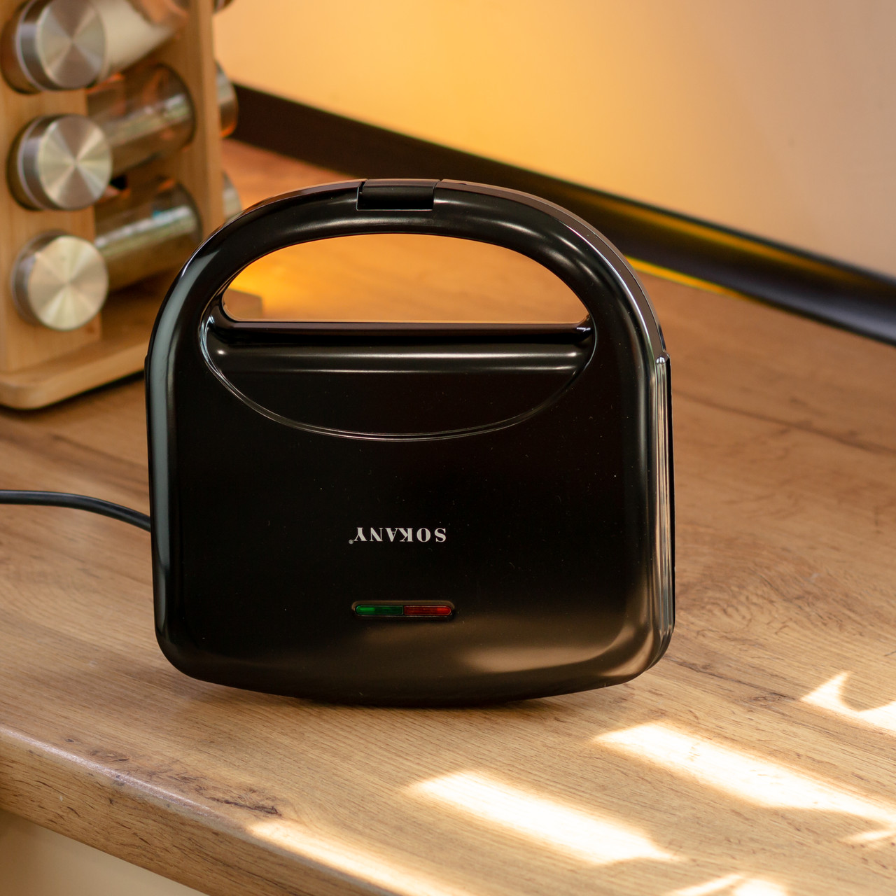 Електрогриль прижимний з антипригарним покриттям 750 Вт Sokany SK-08075