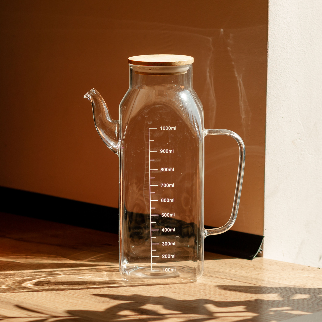 Ємність для олії та оцту з бамбуковою кришкою 1 літр скляний чайник для оливкової, соняшникової олії HP-34-2