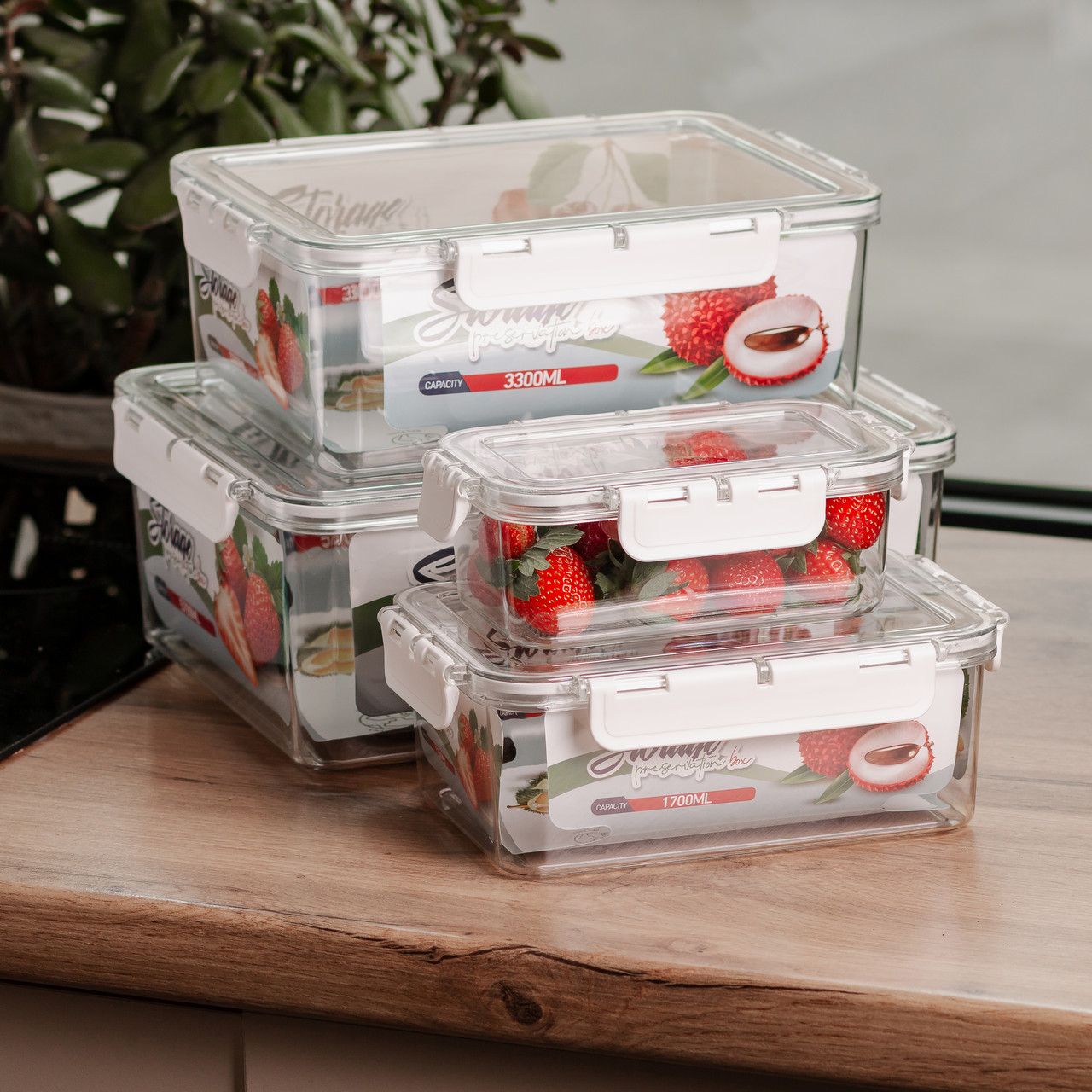 Набір контейнерів для їжі 0.7/1.7/3.3/5.7 л 4 шт з кришками на засувках HP-27-5