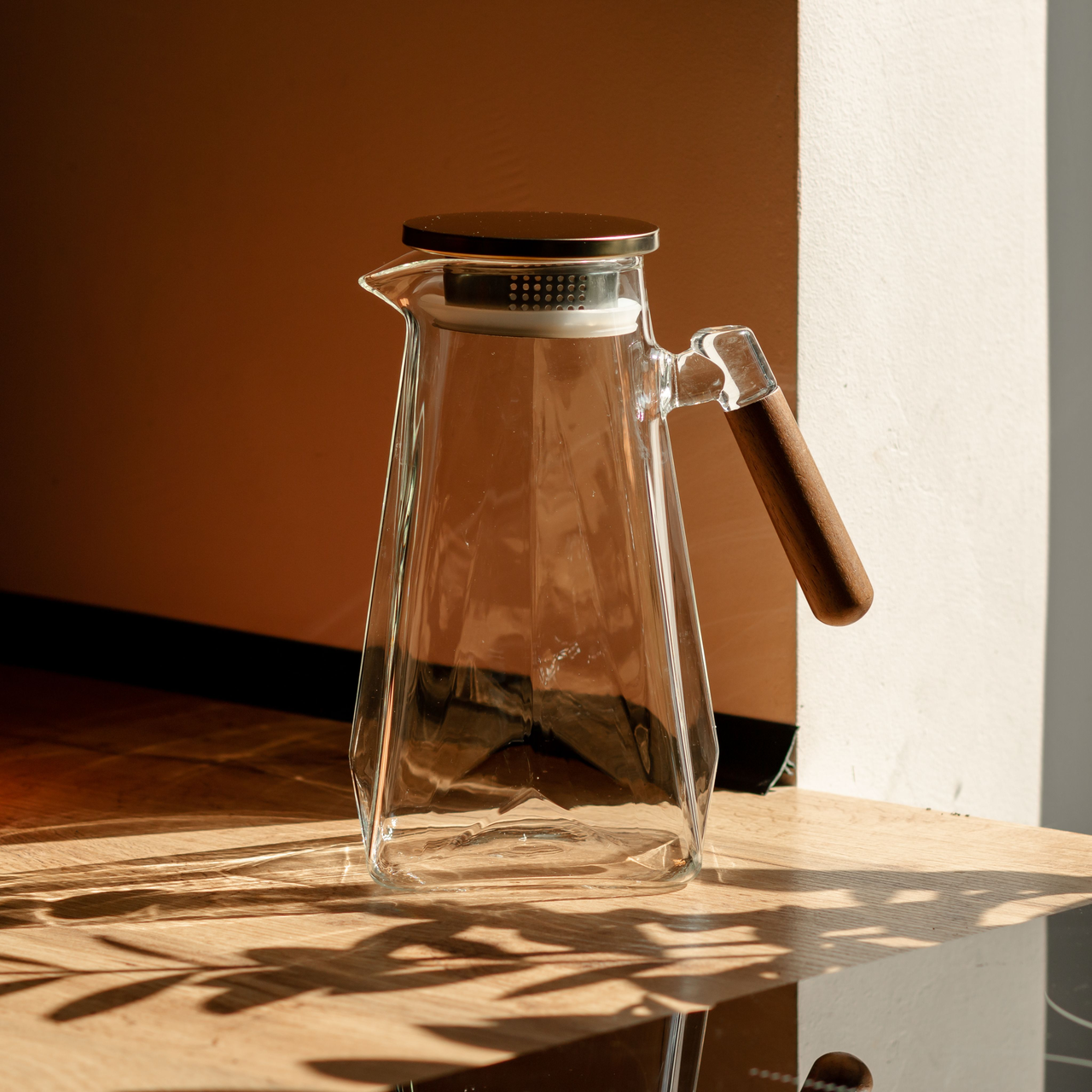 Заварник скляний для чаю 2 л Чайник для заварювання з ручкою прозорий HP-34-32