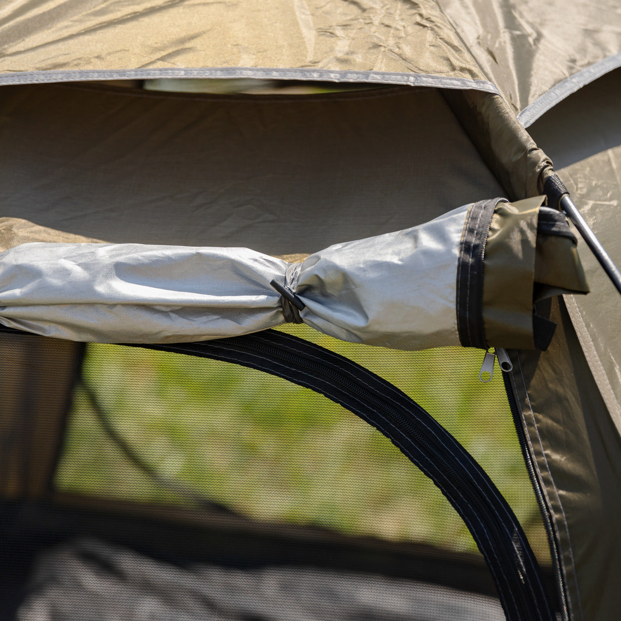 Намет автоматичний тримісний 240×210×130 (см) кемпінговий туристичний LU-020 Хакі