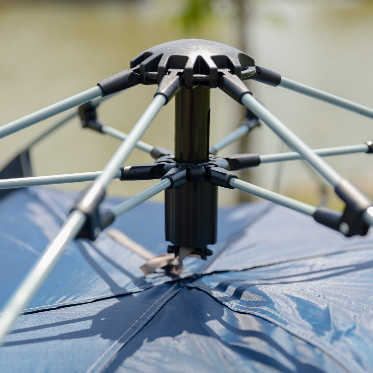 Намет кемпінговий тримісний 190×190×140 (см) автоматичний LU-002 Сиій