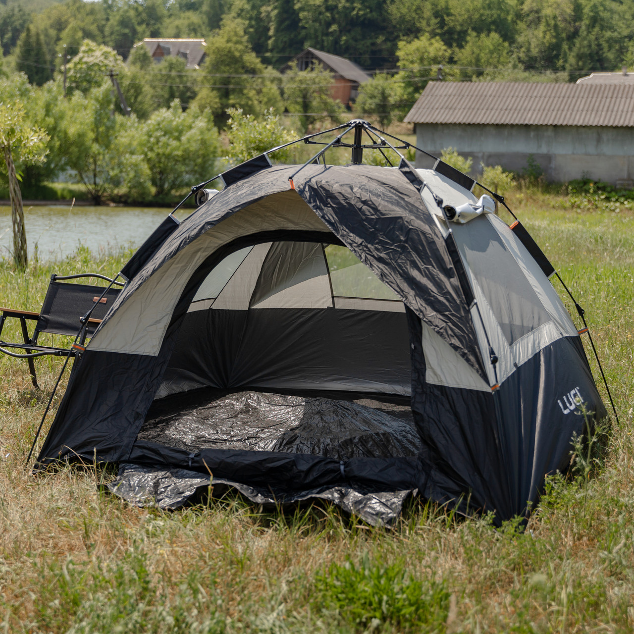 Намет автоматичний тримісний 2 на 2 (м) кемпінговий туристичний LU-016B Чорний