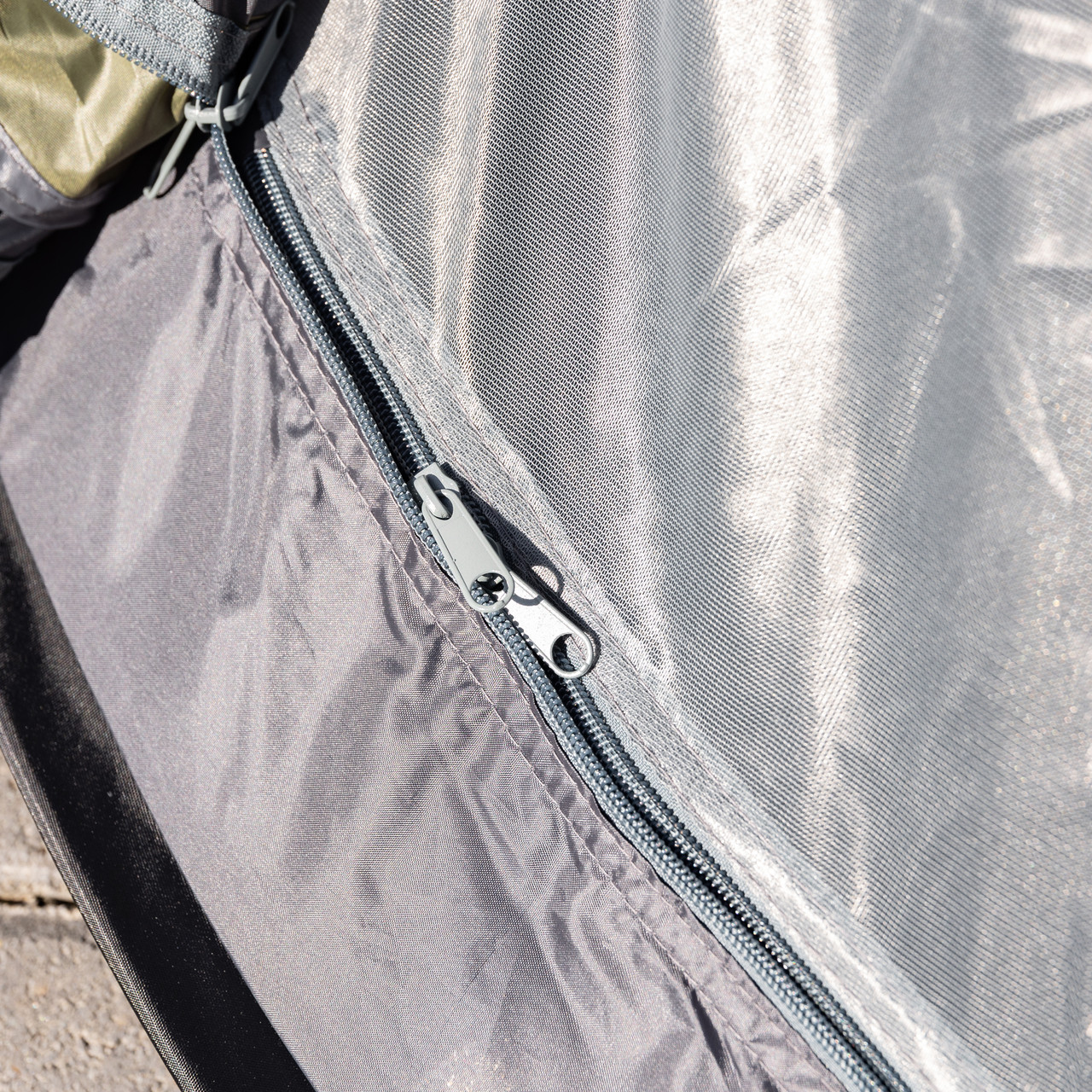 Намет туристичний 245×145×100 (см) кемпінговий для риболовлі 2 х місний Зелений LU-030GR