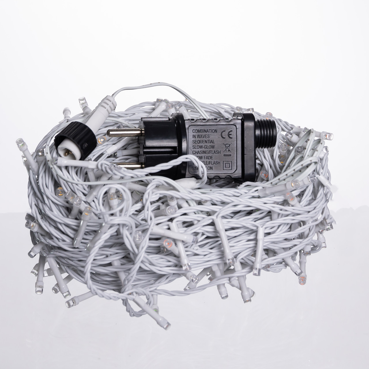 Гірлянда Нитка вулична 30 м 300 LED білий провід Мультиколір CF300L30MWML