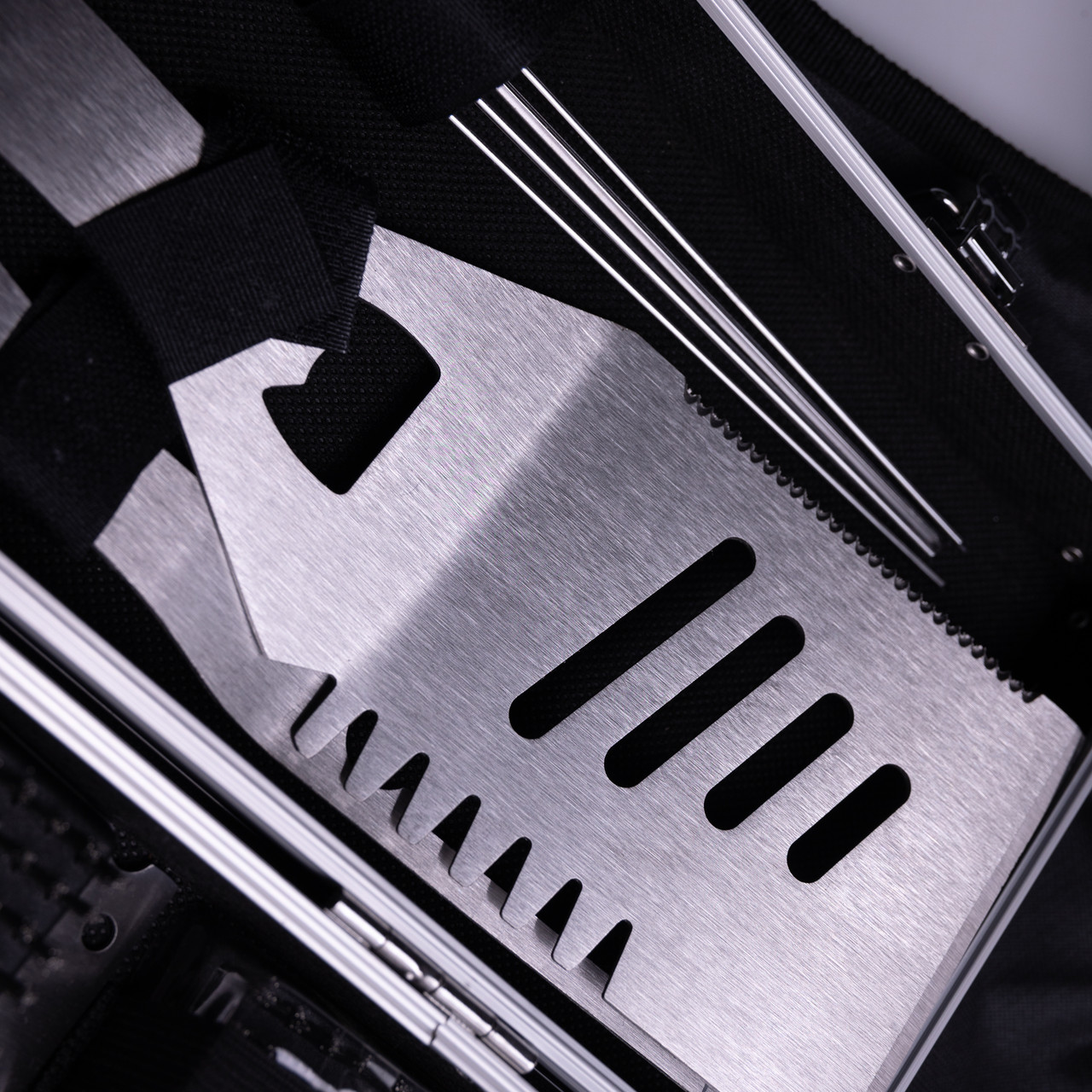 Набір аксесуарів для барбекю, мангала, гриля 19 предметів 42х14х7.5 см в кейсі HP-21-3