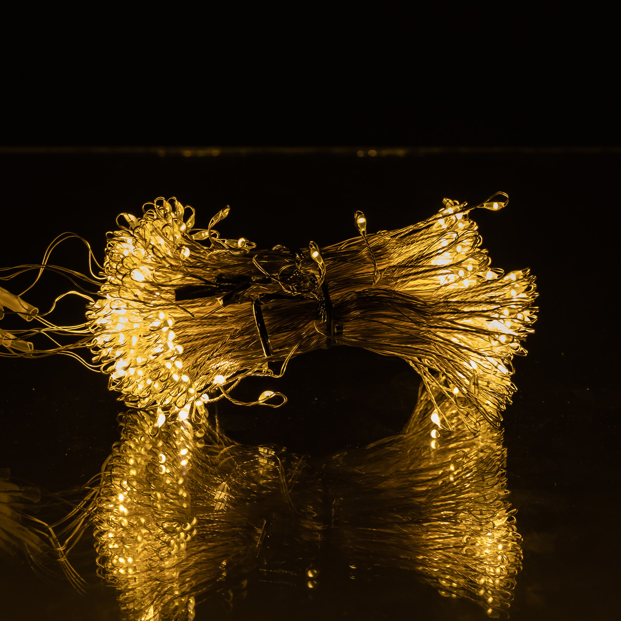 Новорічна гірлянда кімнатна штора роса Хвойна лапа 3х3 м 600 LED Жовте світло D600LED3MY