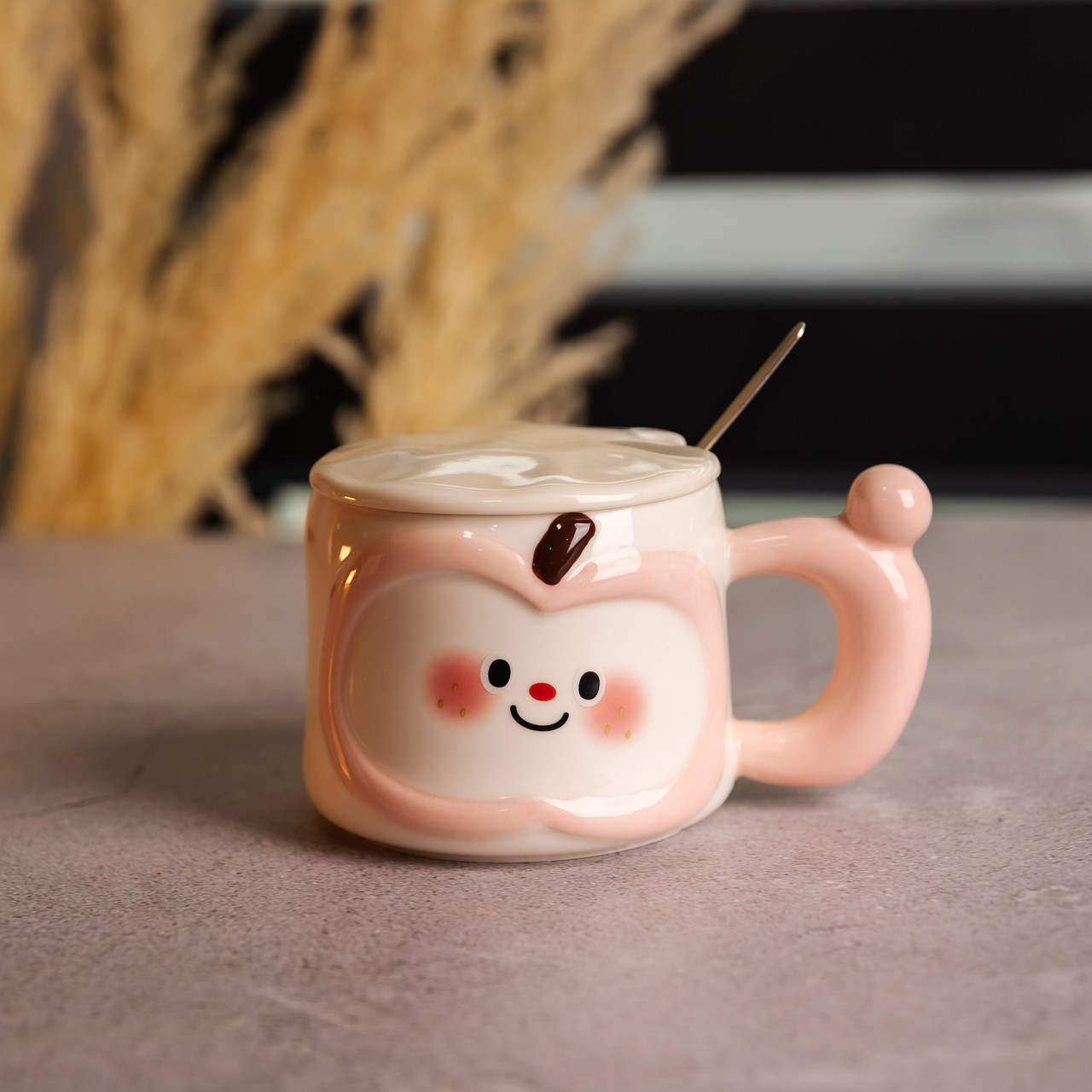 Чашка порцелянова 400 (мл) з кришкою та ложкою, оригінальна кружка на подарунок чашка для дітей Рожевий FM-25C