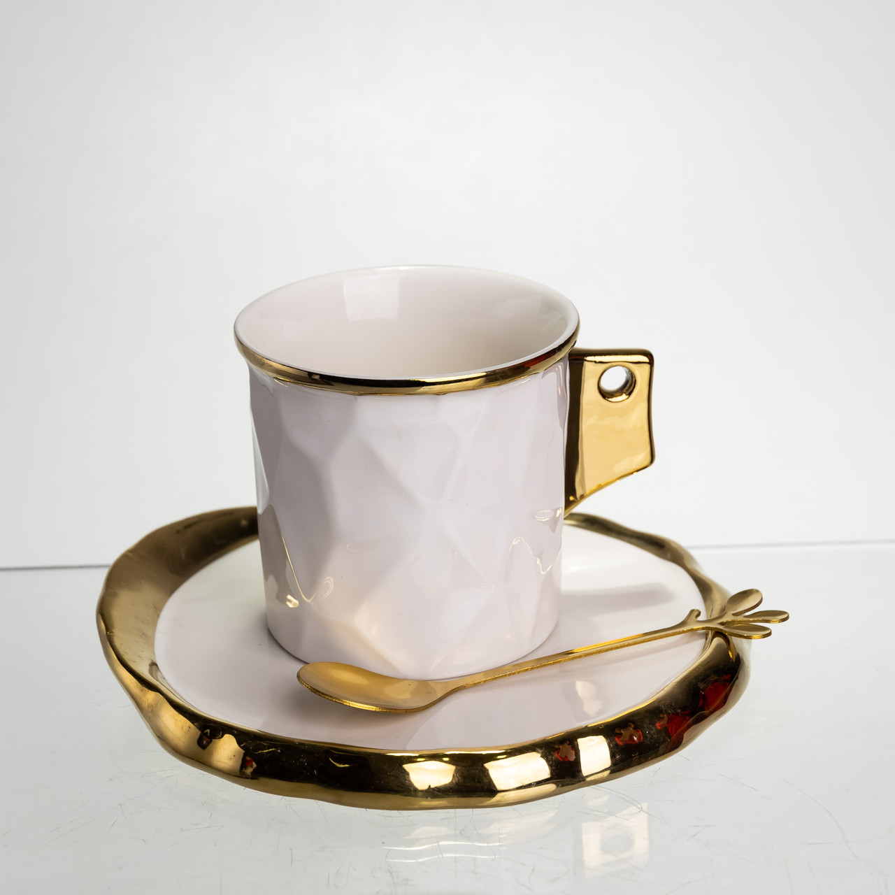 Чашка порцелянова для кави 200 (мл) з блюдцем і ложкою, гарна чашка в подарунок Білий із золотом FM-1B