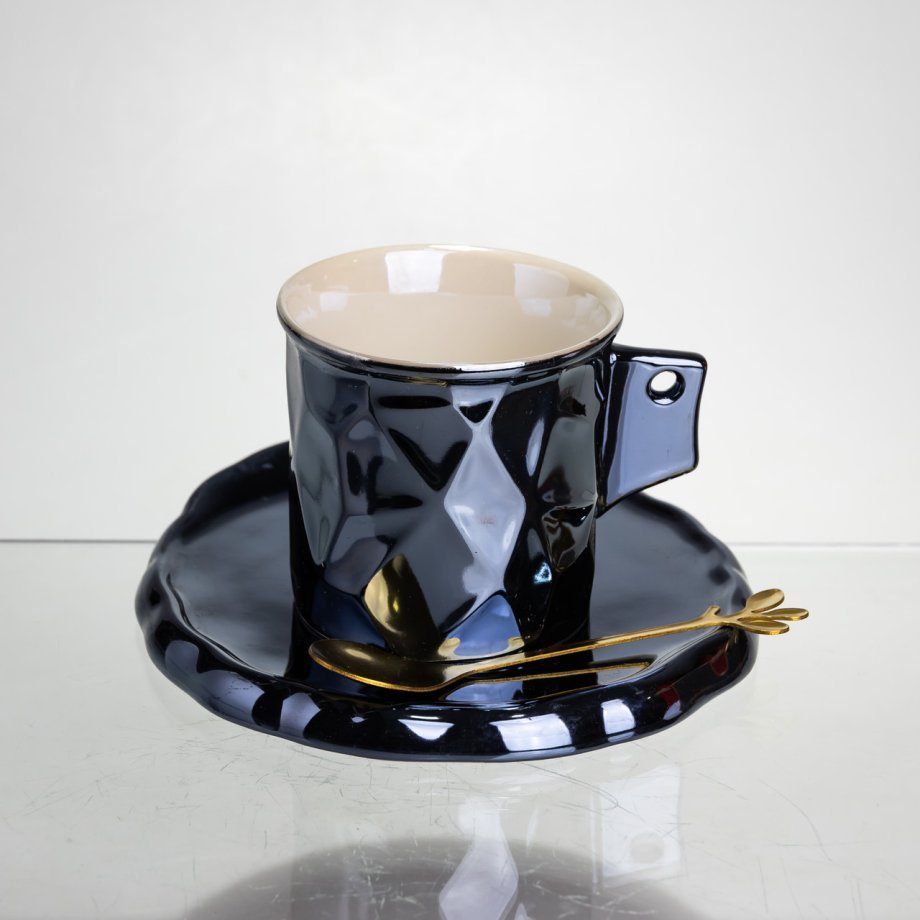 Чашка порцелянова для кави 200 (мл) з блюдцем і ложкою, гарна чашка в подарунок Чорний FM-2A