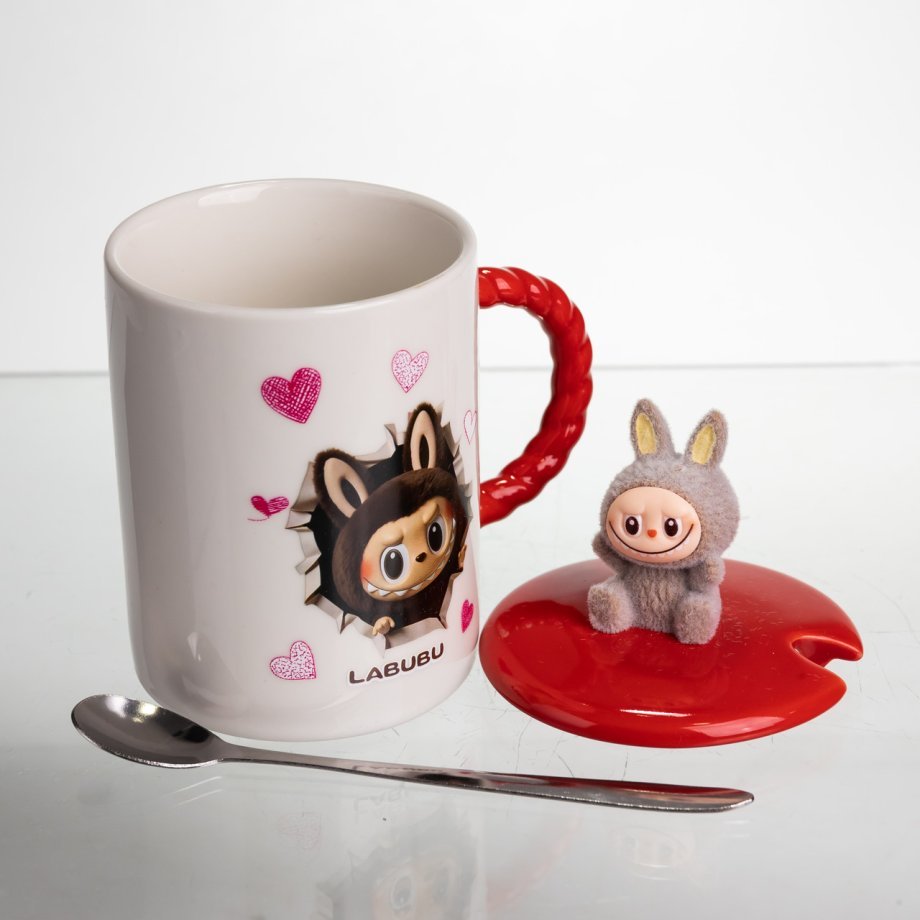 Кубок порцелянова з кришкою і ложкою Labubu 400 (мл) подарункова кружка прикольна чашка для дітей на подарунок Червоний FM-35D