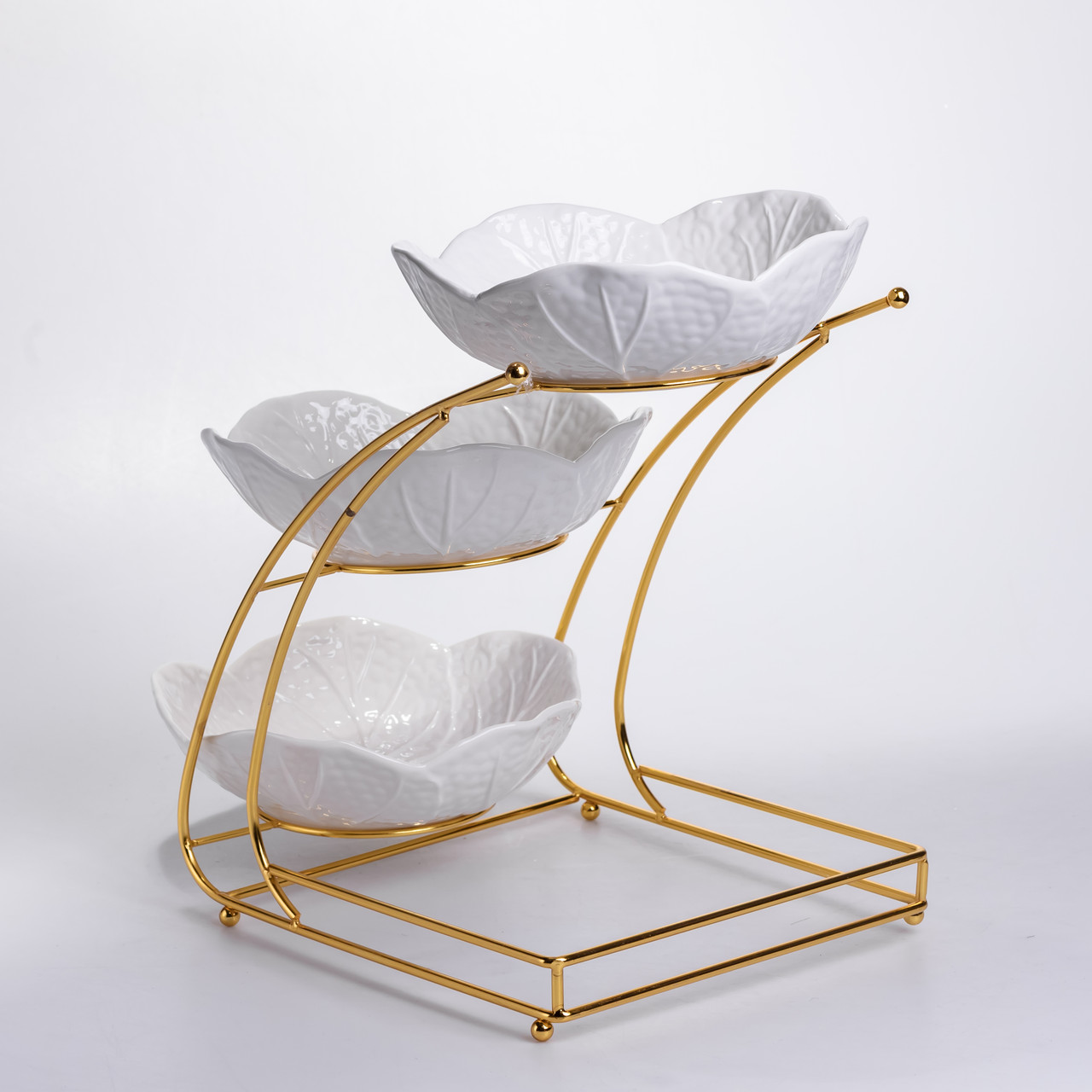 Фруктовниця на 3 яруси фуршетна 36×22×33 (см) Біла з золотом C252