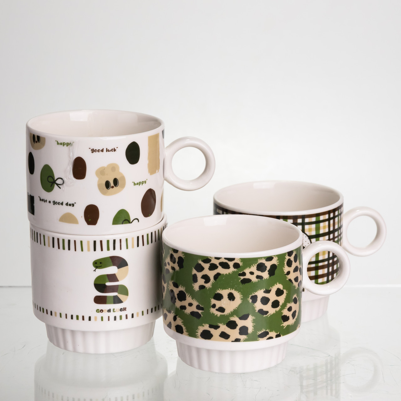 Набір чашок для чаю та кави на металевій підставці Lucky 4 (шт) по 300 (мл) подарунковий набір порцелянових чашок FM-16