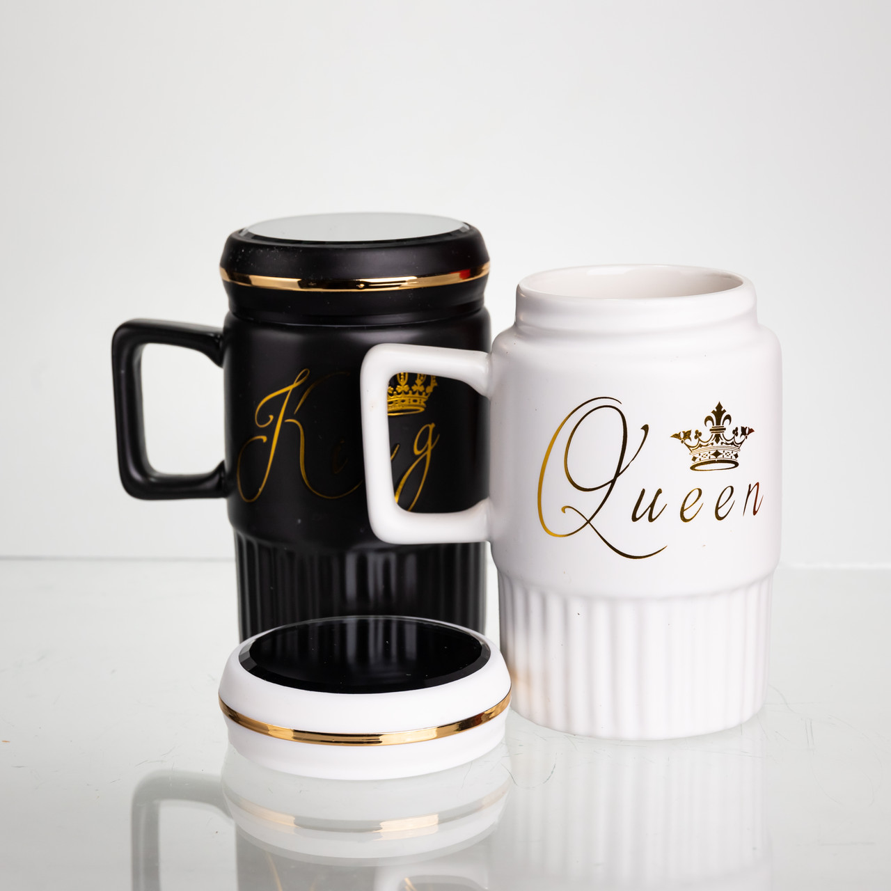 Набір парних порцелянових чашок з кришкою 2 (шт) по 450 (мл) Чорний з білим Yiwu FM-26